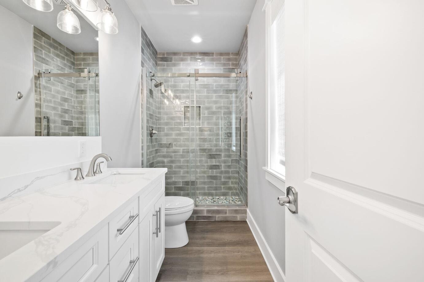 TREETOP VILLAGE - Residential