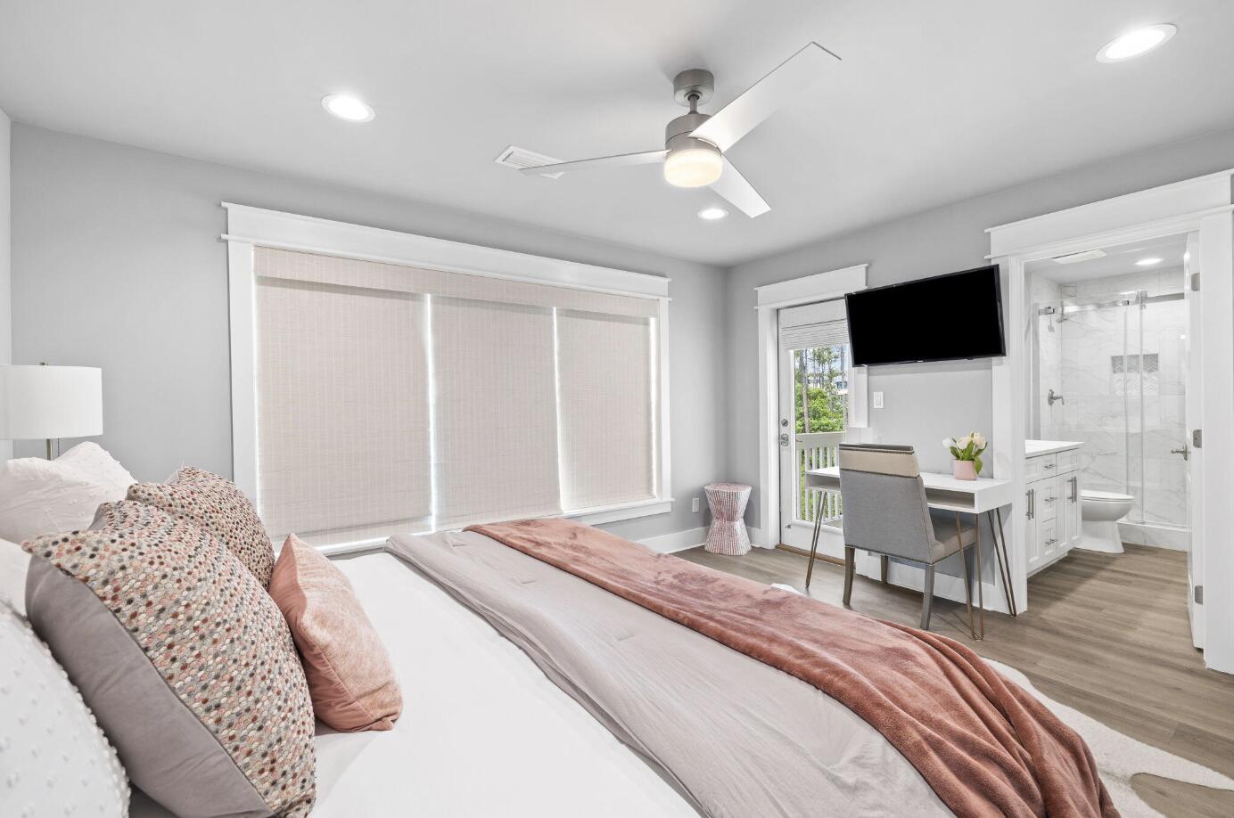 TREETOP VILLAGE - Residential