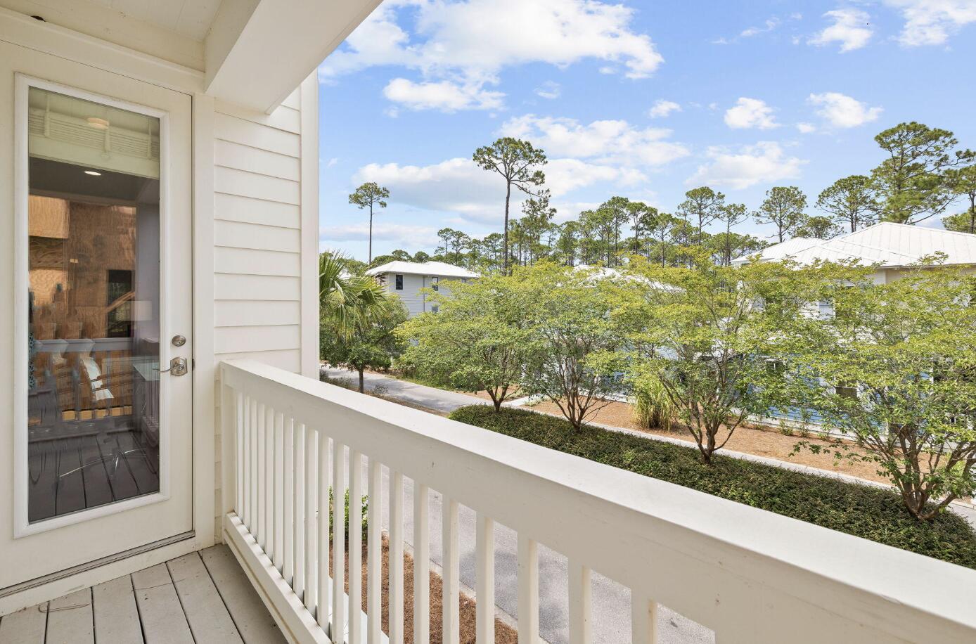 TREETOP VILLAGE - Residential