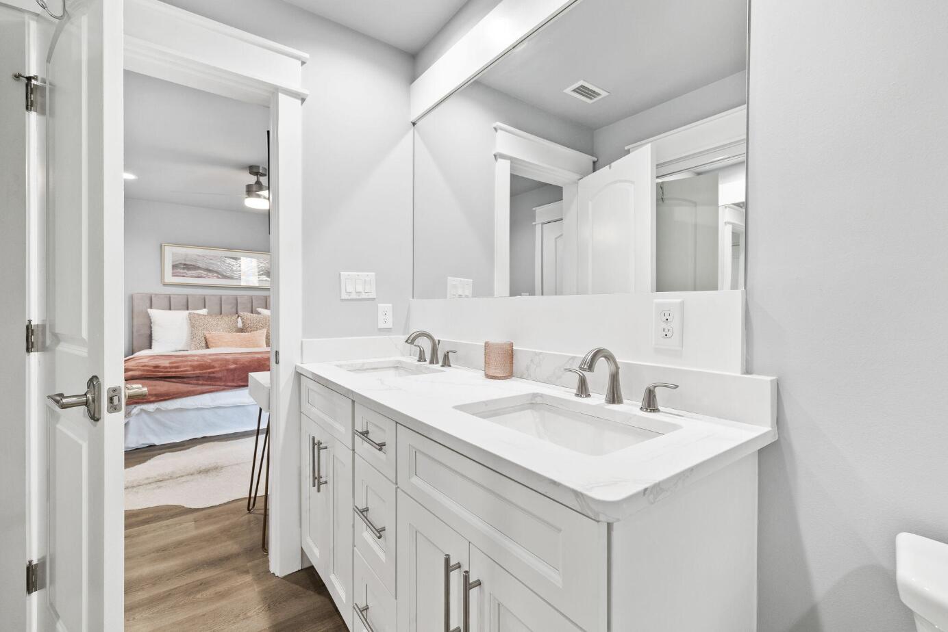 TREETOP VILLAGE - Residential