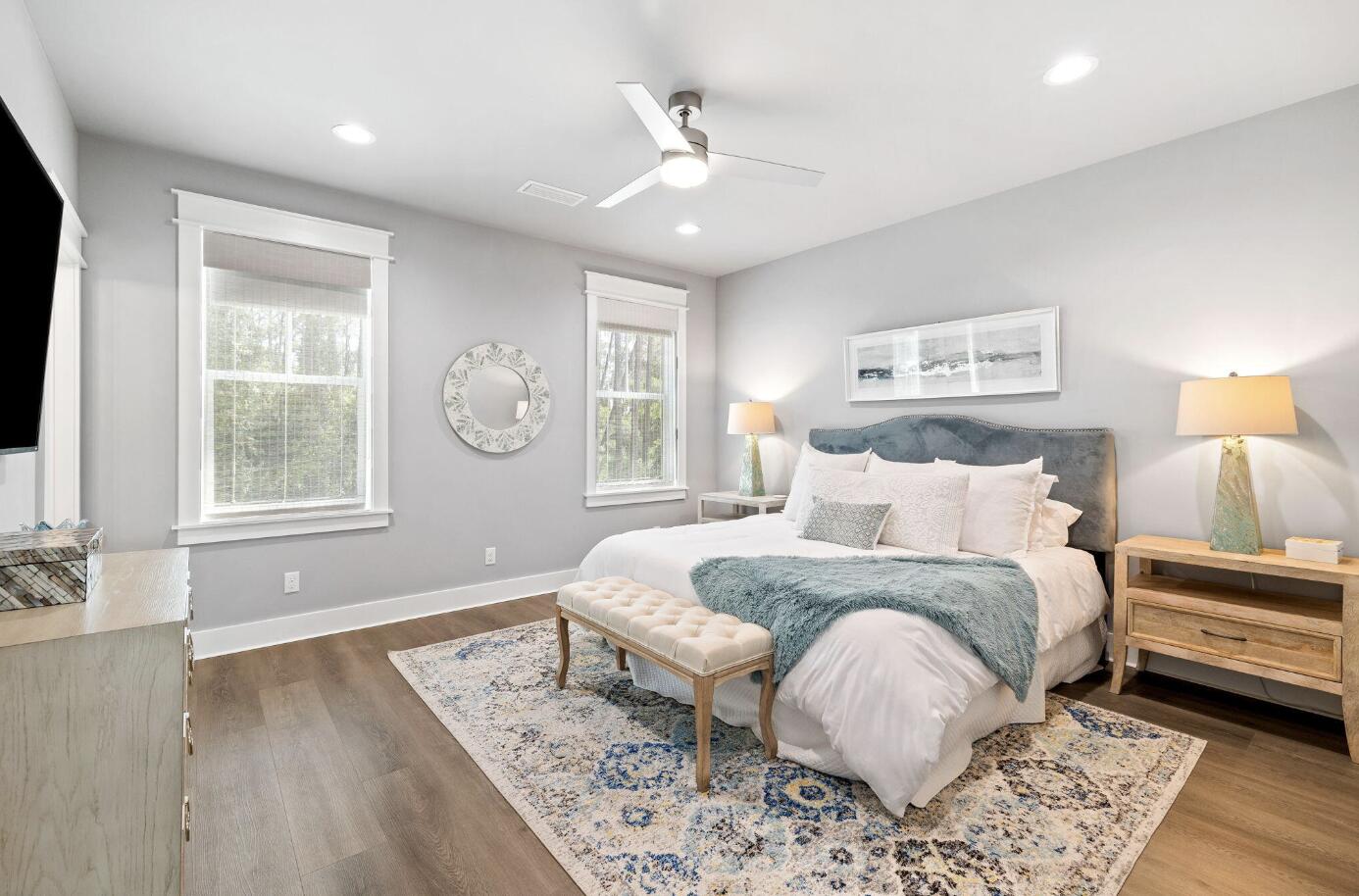 TREETOP VILLAGE - Residential