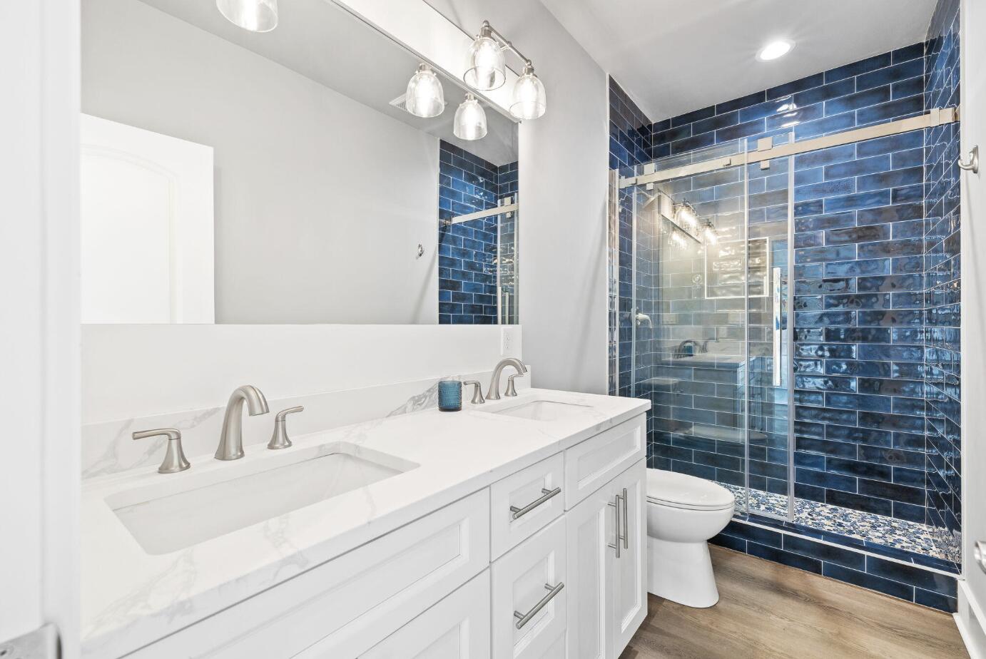 TREETOP VILLAGE - Residential