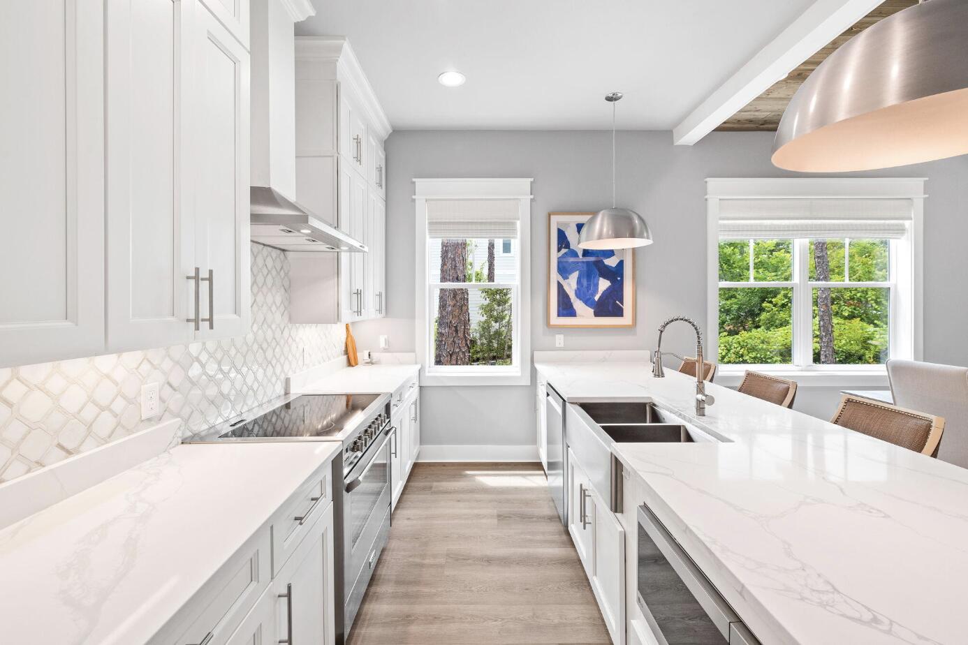 TREETOP VILLAGE - Residential