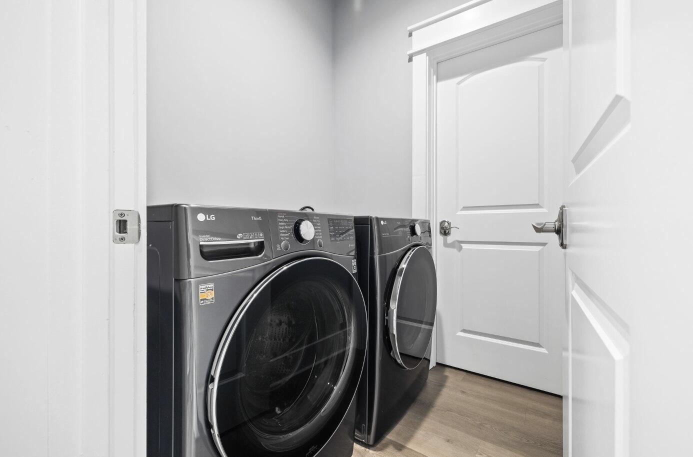 TREETOP VILLAGE - Residential