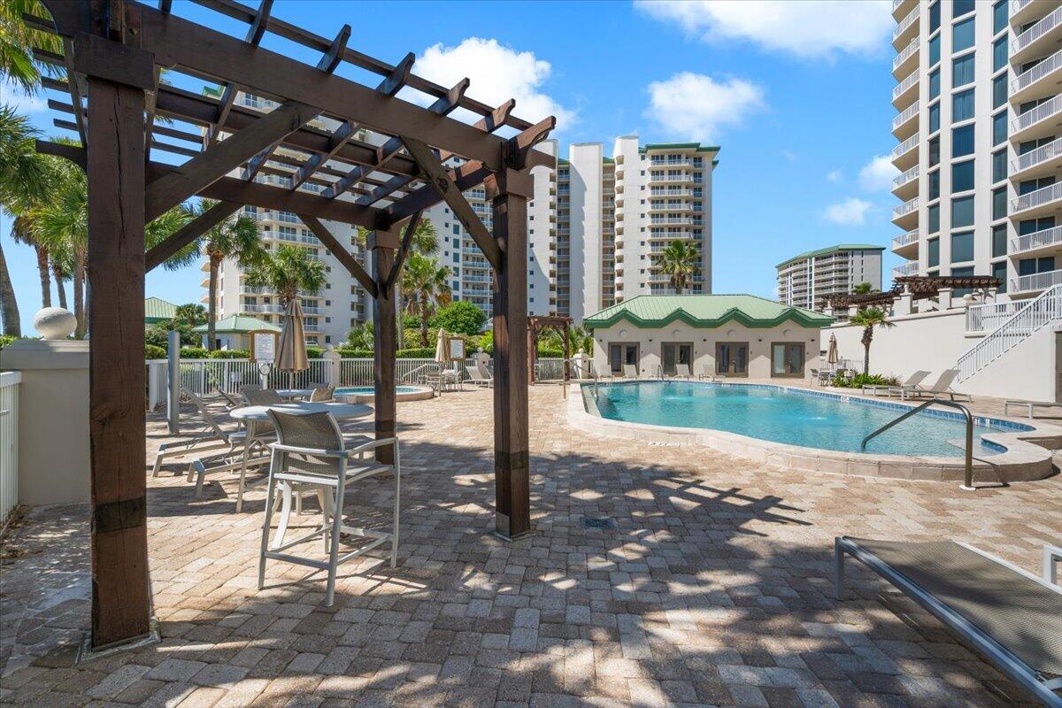 SILVER SHELLS BEACH RESORT - Residential