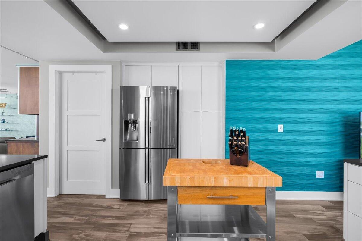 SILVER SHELLS BEACH RESORT - Residential