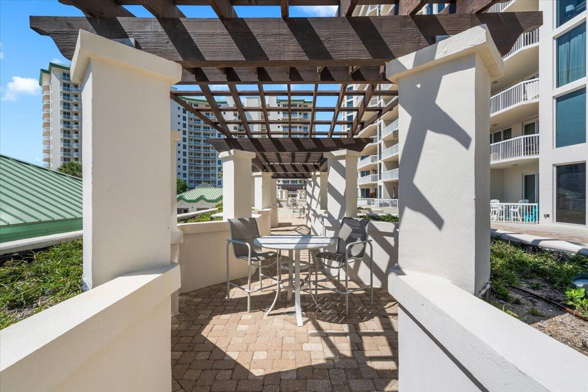 SILVER SHELLS BEACH RESORT - Residential