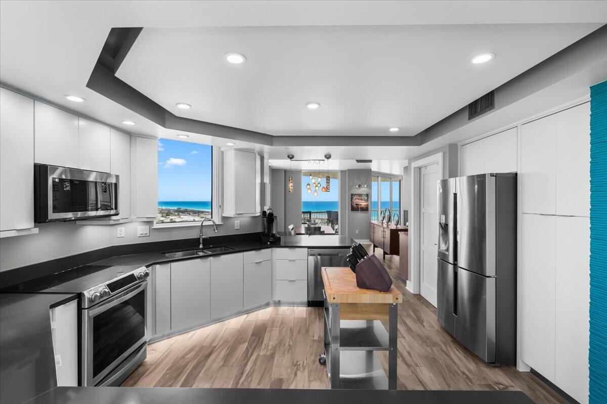 SILVER SHELLS BEACH RESORT - Residential