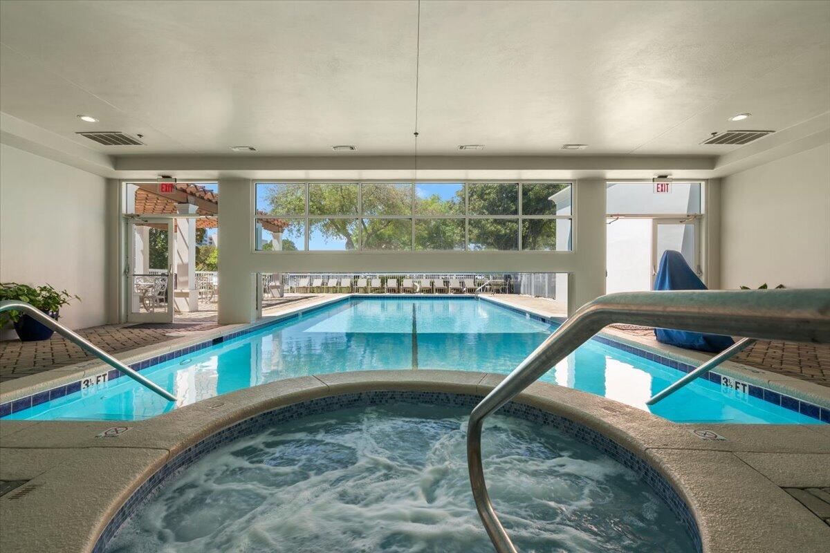 SILVER SHELLS BEACH RESORT - Residential