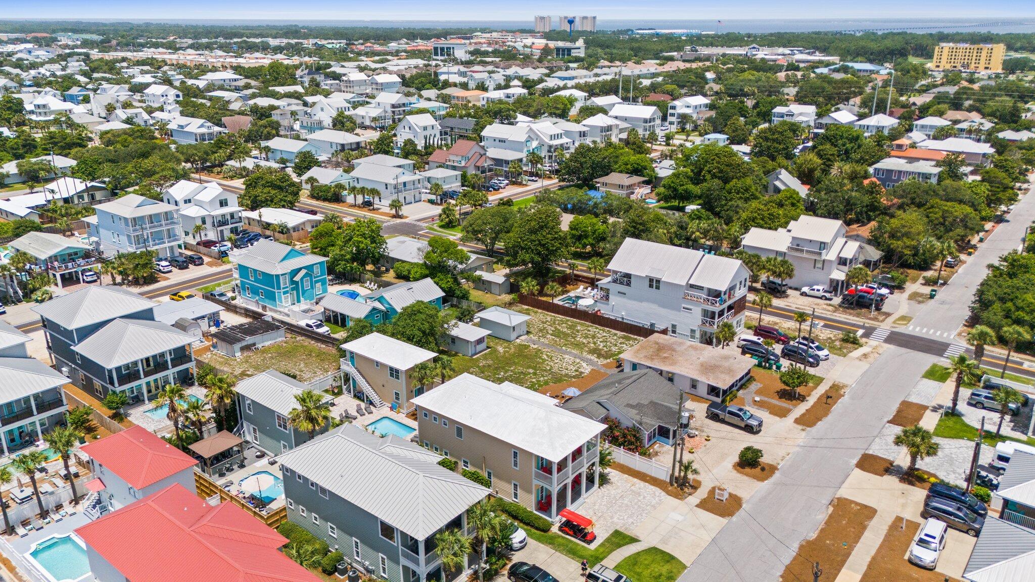 CRYSTAL BEACH - Residential