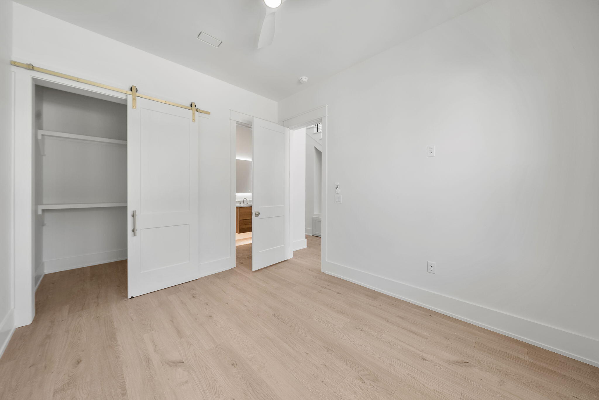 RIVIERA BEACH - Residential