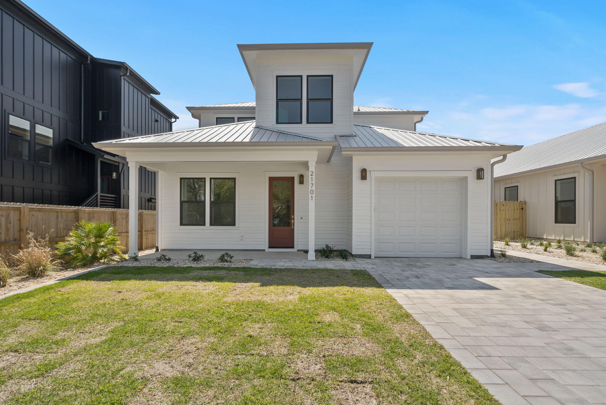 RIVIERA BEACH - Residential