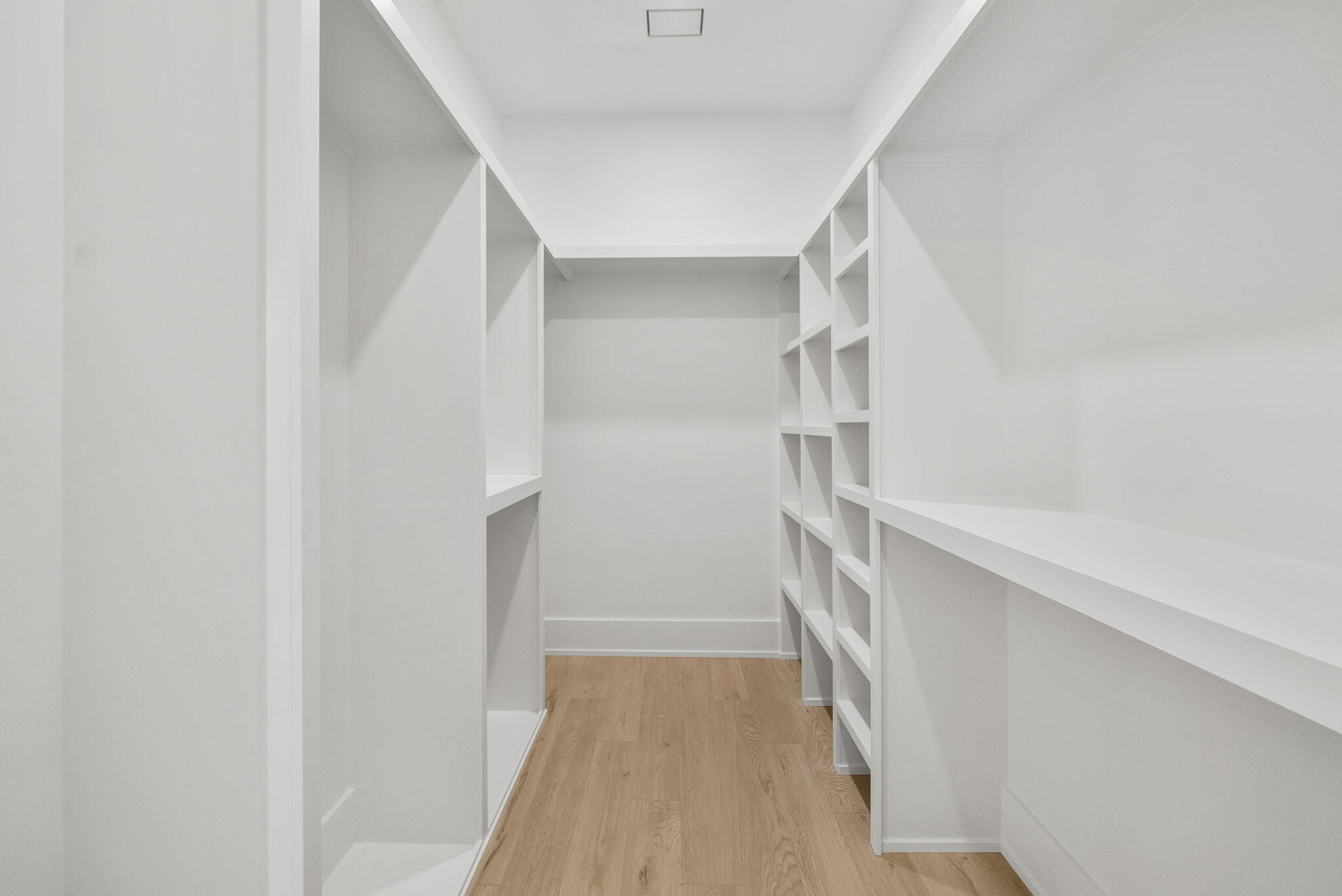 RIVIERA BEACH - Residential