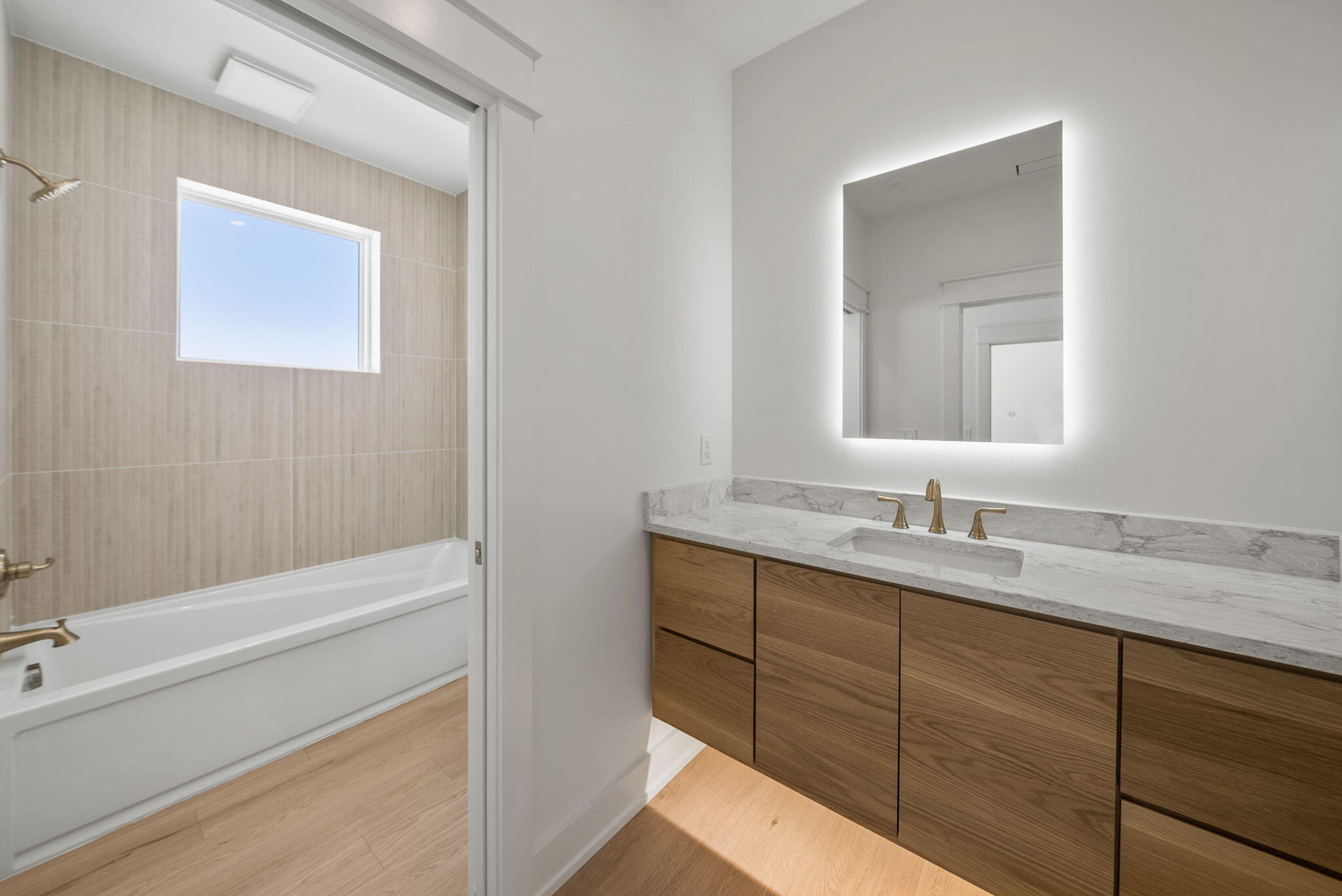 RIVIERA BEACH - Residential