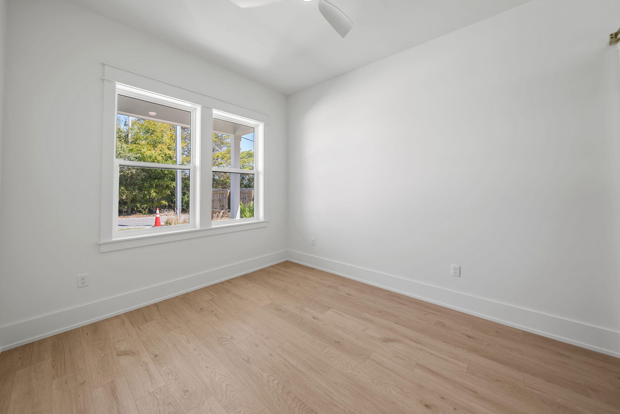 RIVIERA BEACH - Residential