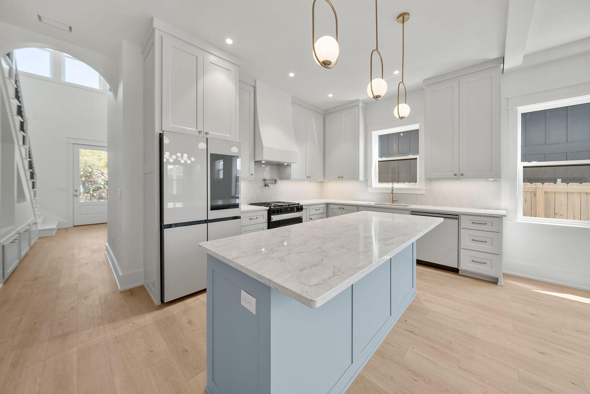 RIVIERA BEACH - Residential