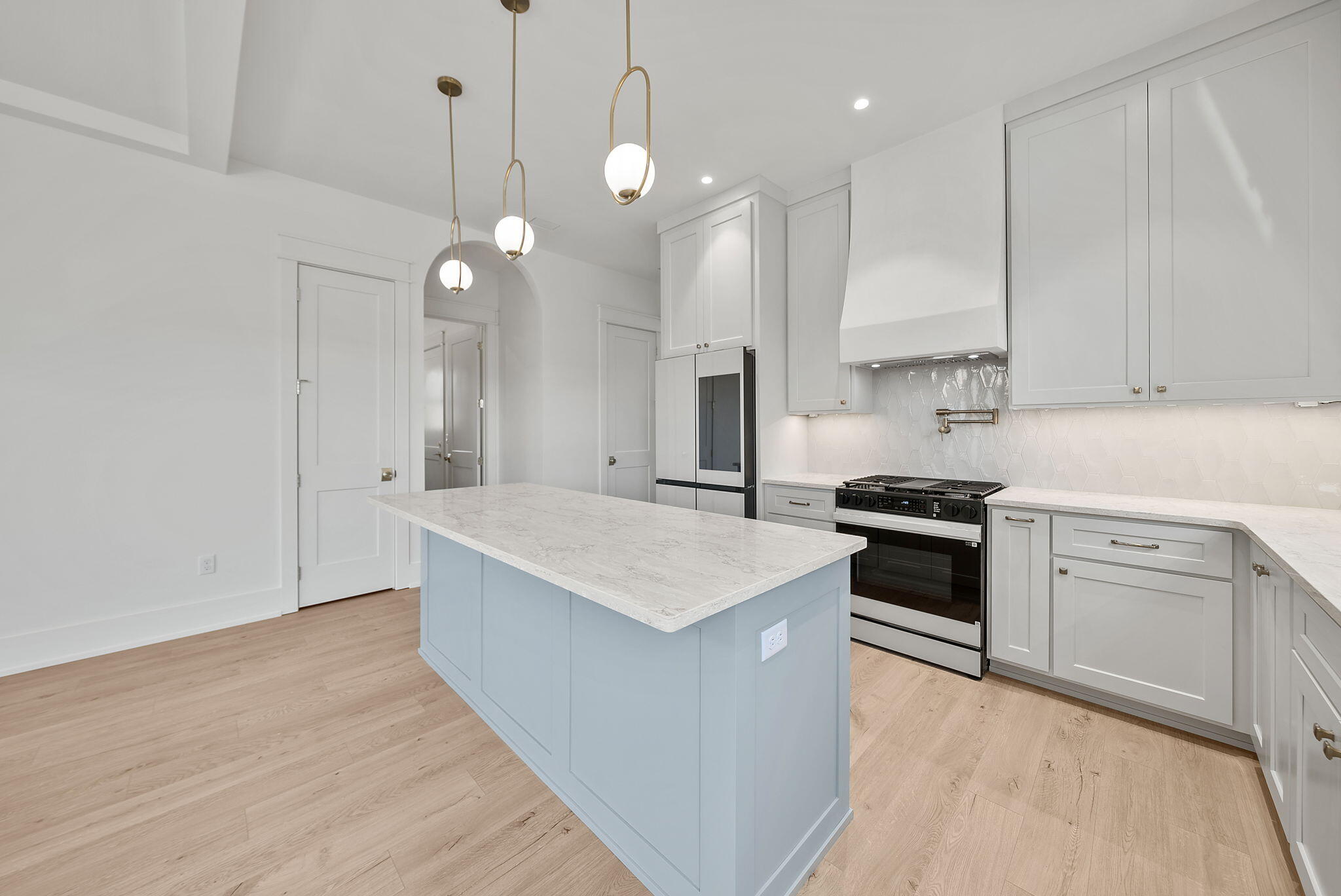 RIVIERA BEACH - Residential