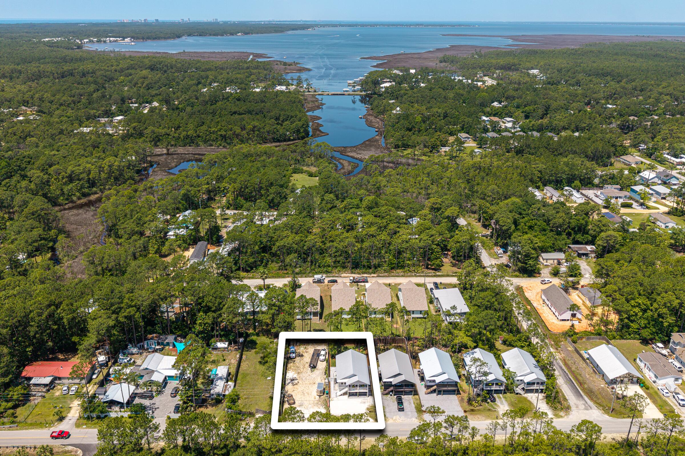 TOWN OF SANTA ROSA - Residential
