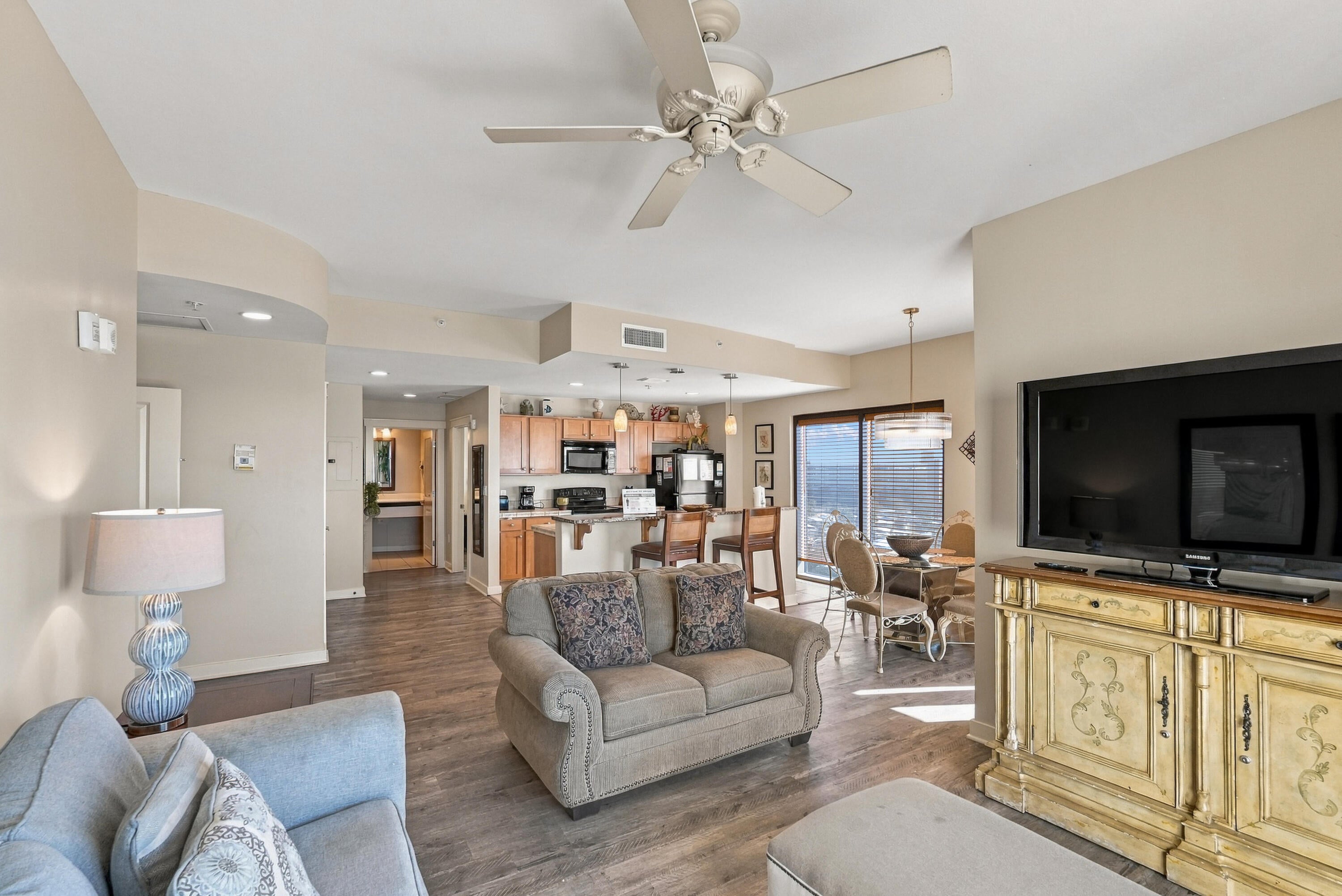 15100 Front Beach Road 835/837