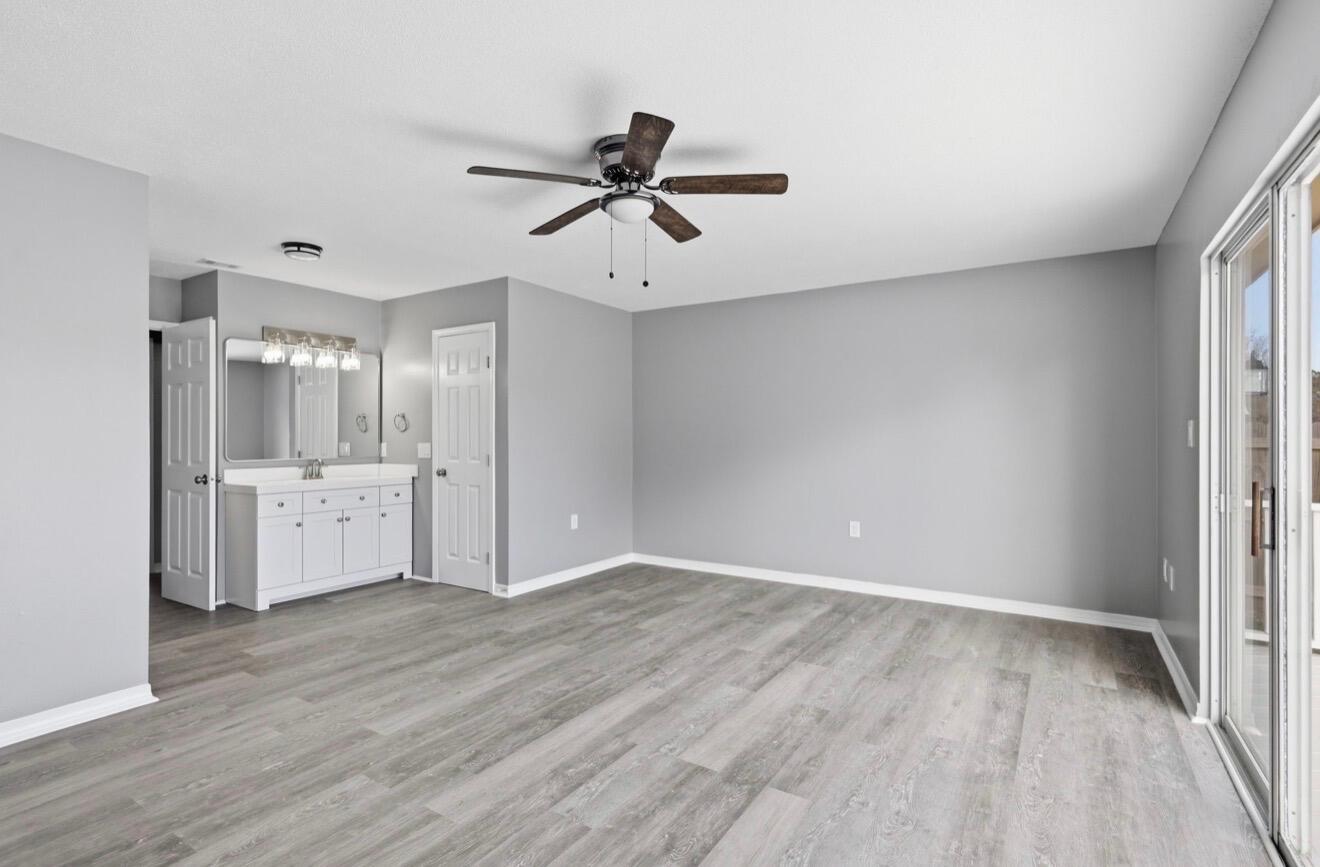 TIMBERLAKE ESTATES - Residential