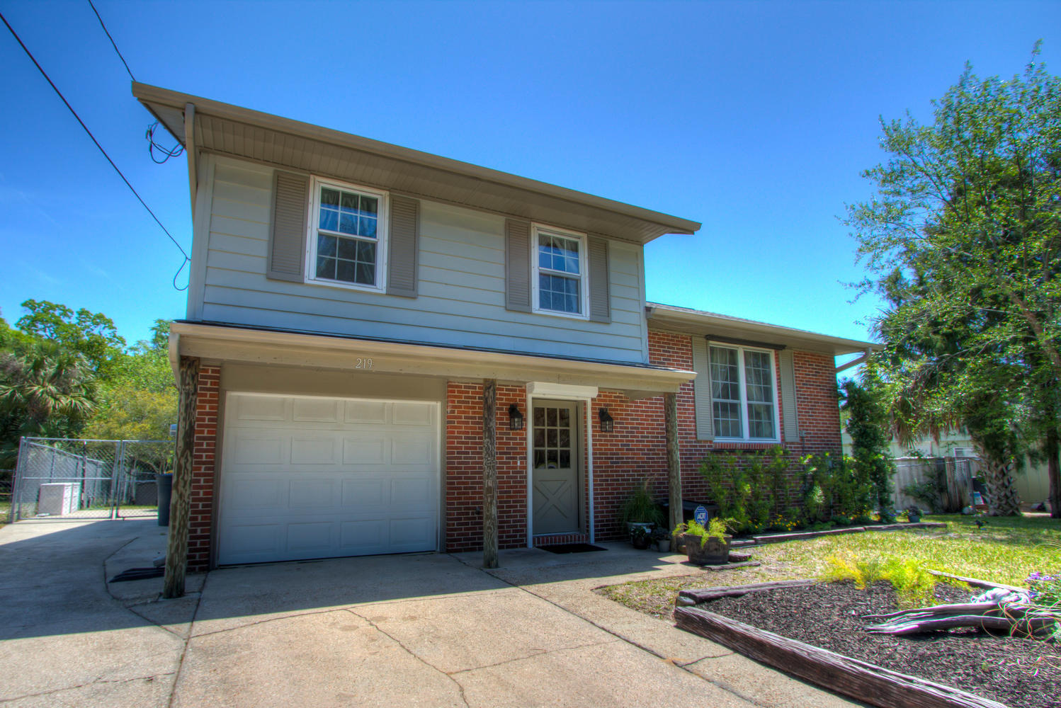 BAYOU WOODS - Residential