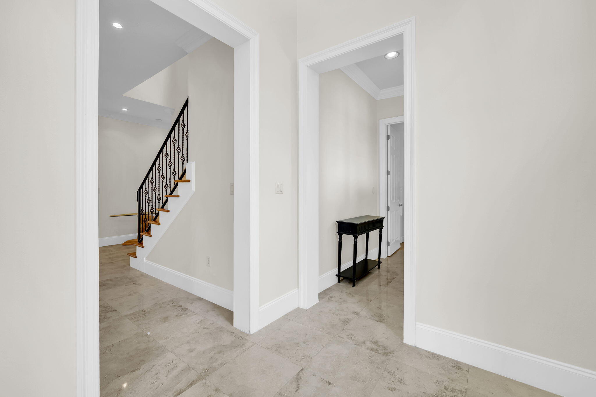 2521 Vineyard Lane