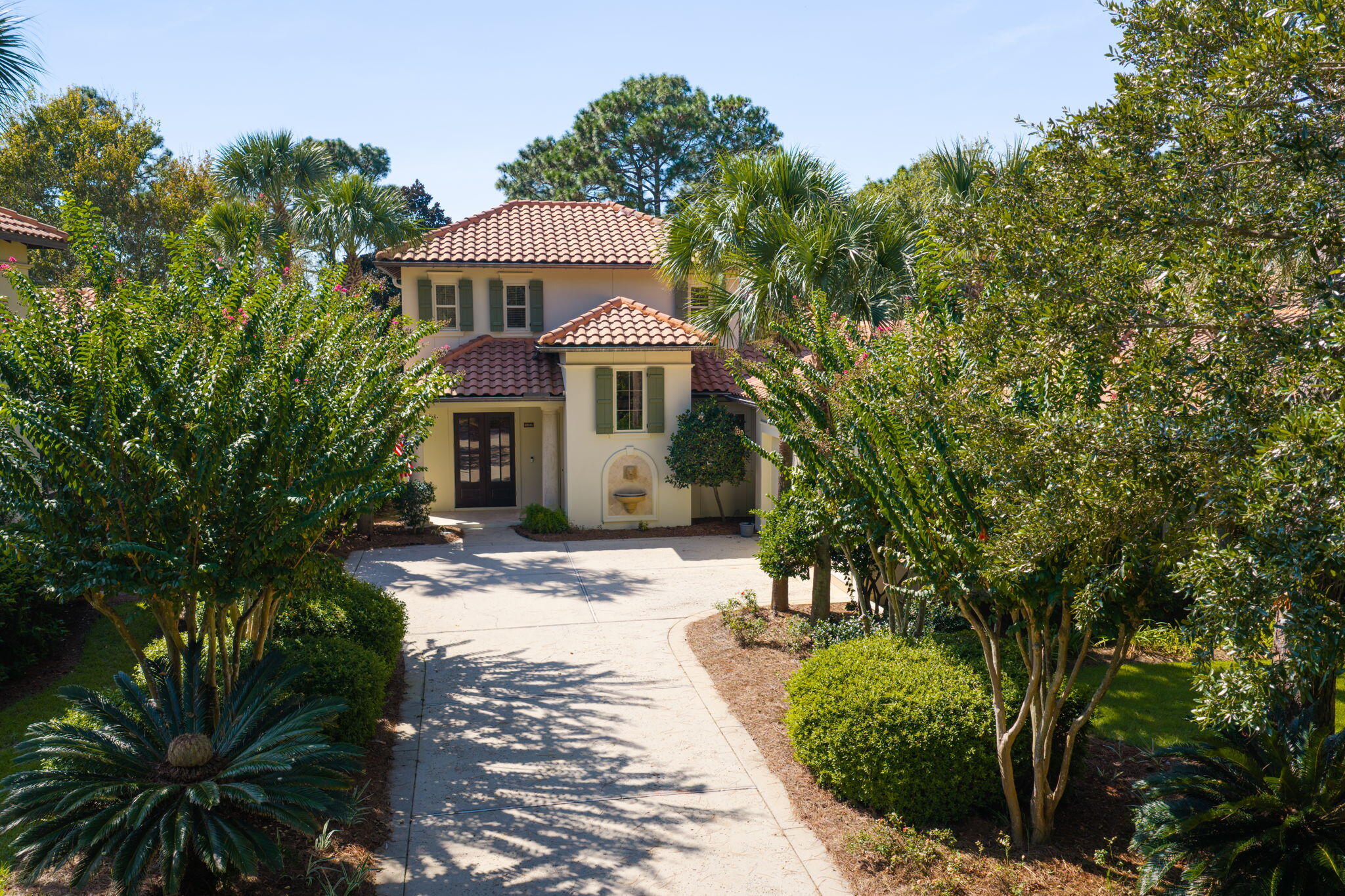2521 Vineyard Lane