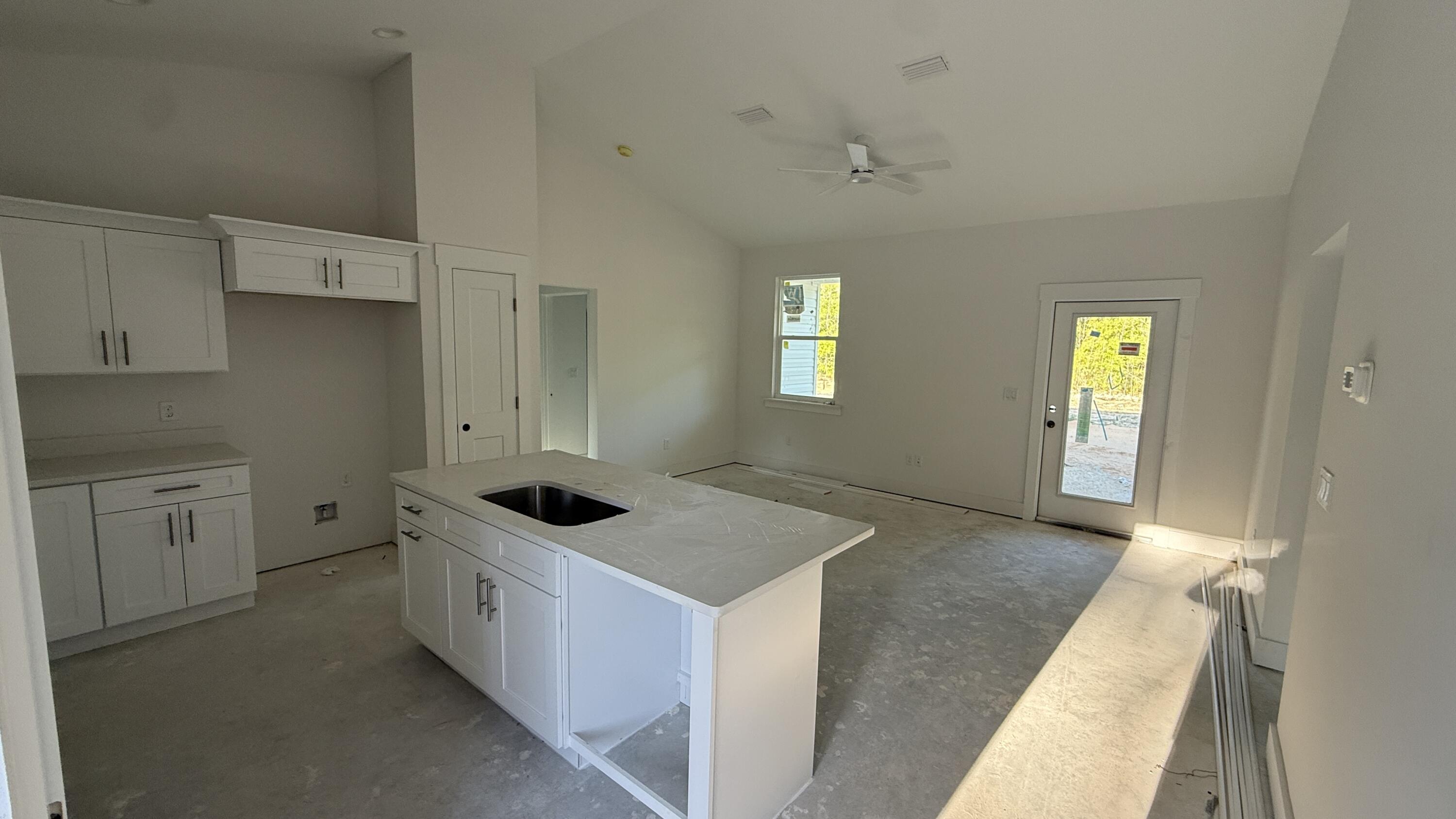 SUNNY HILLS - Residential