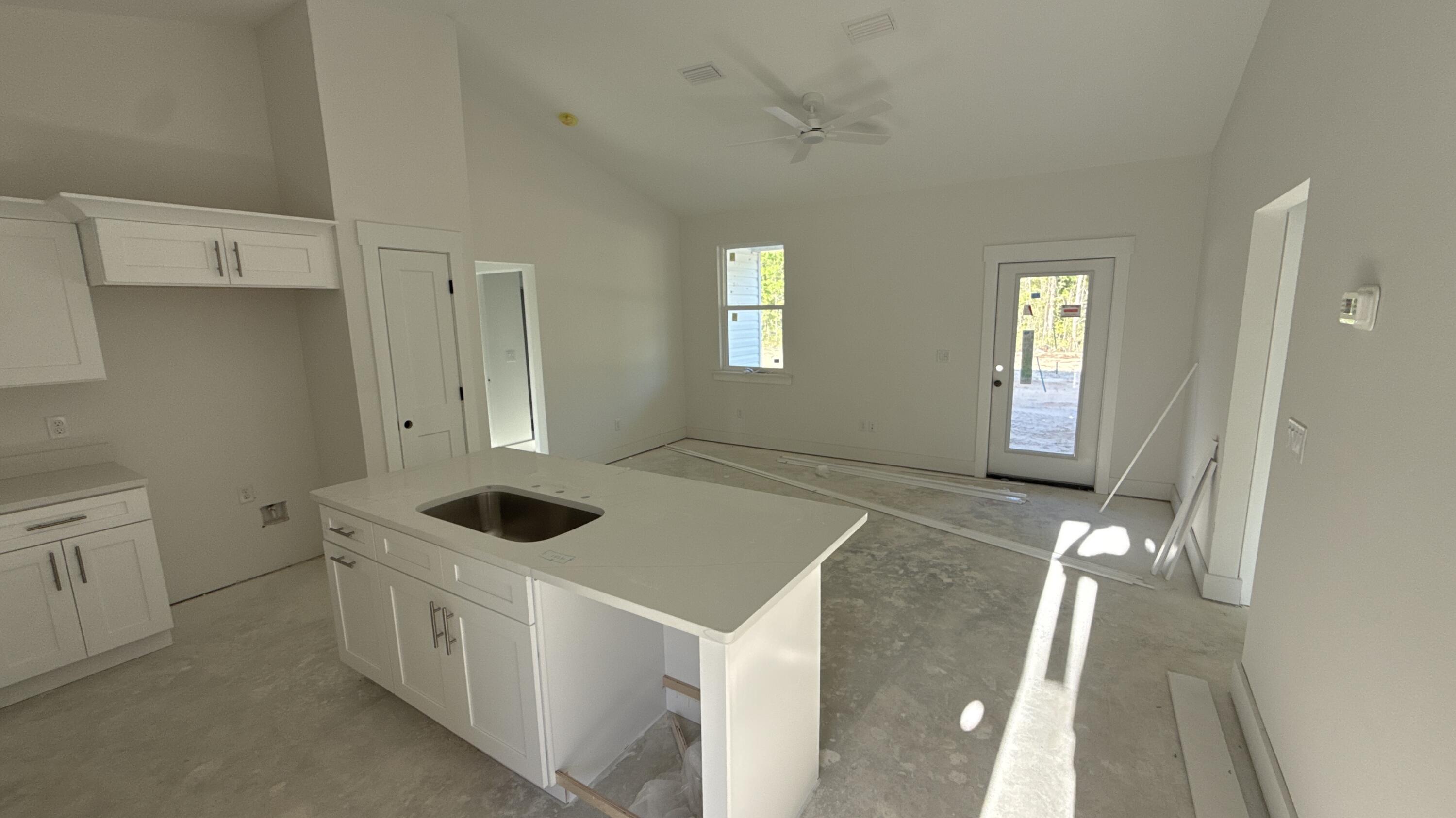 SUNNY HILLS - Residential