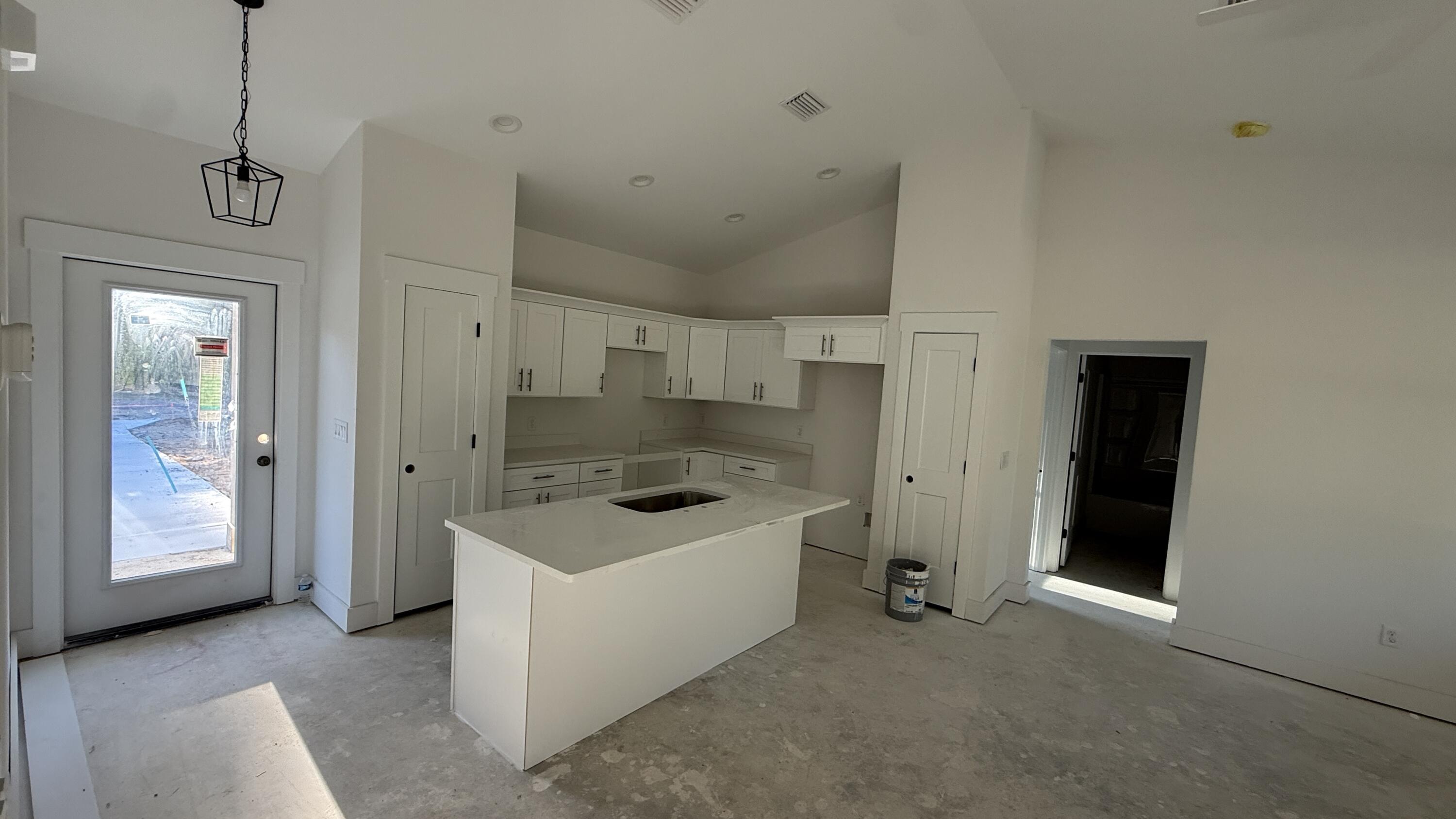 SUNNY HILLS - Residential