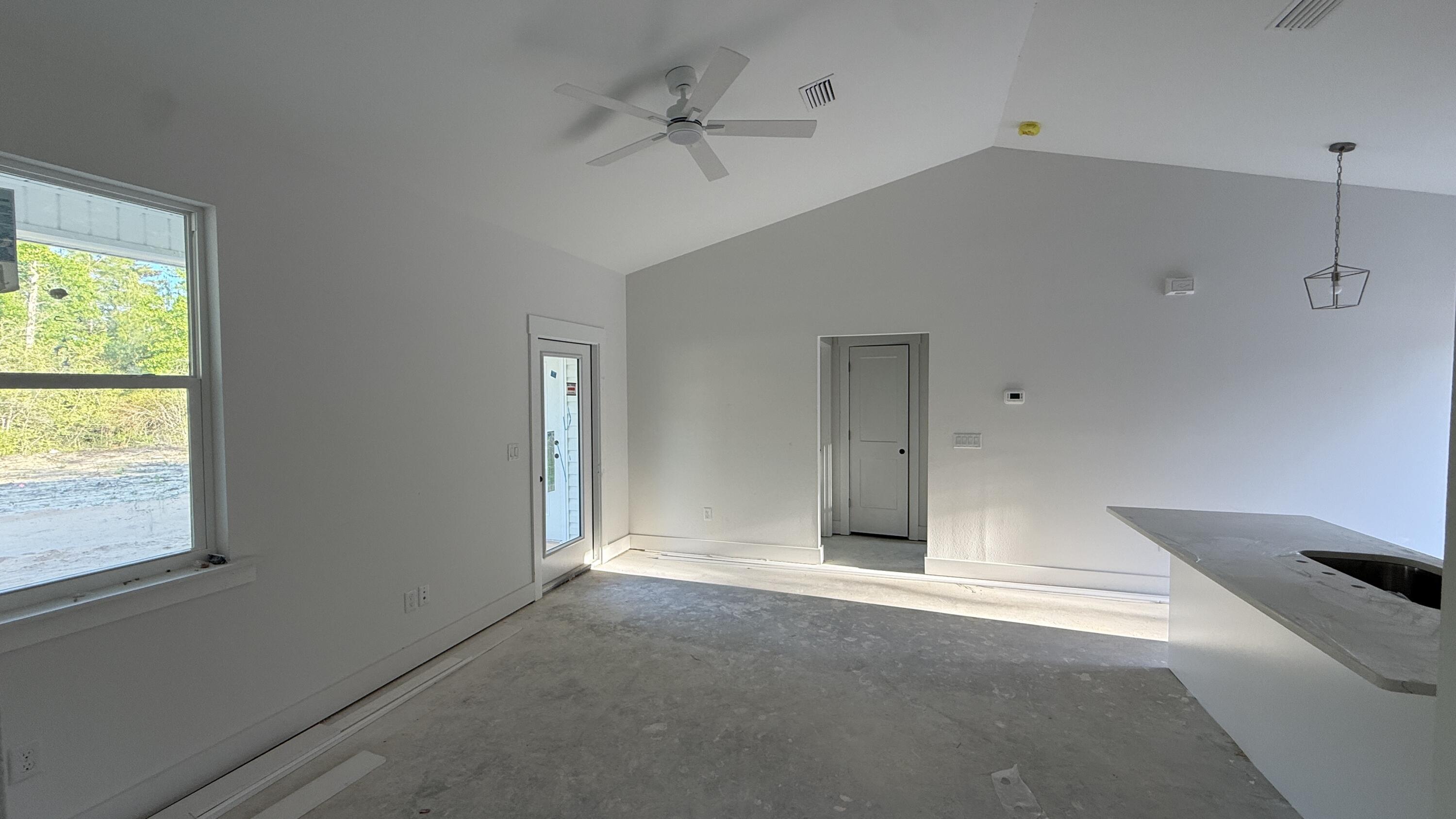 SUNNY HILLS - Residential