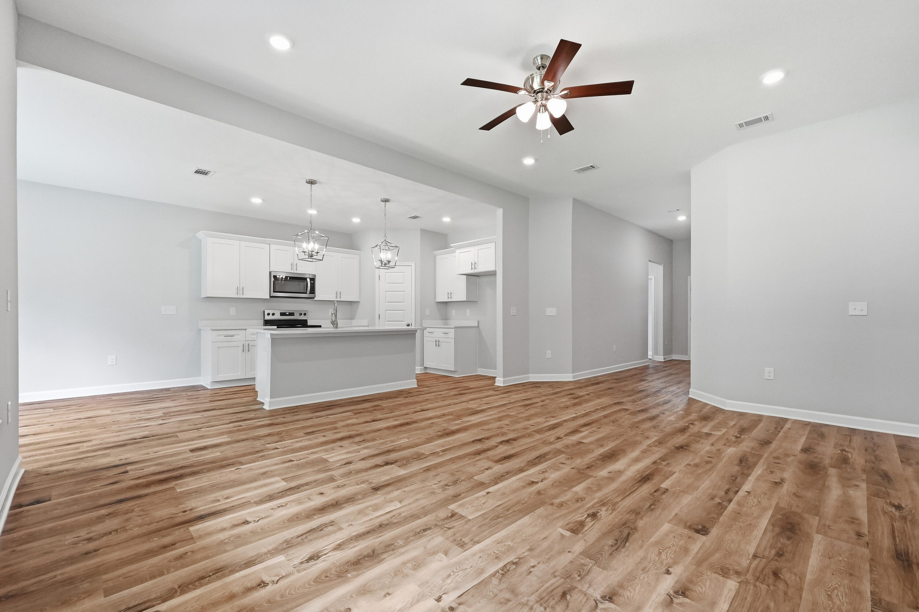 GARDEN CITY - Residential