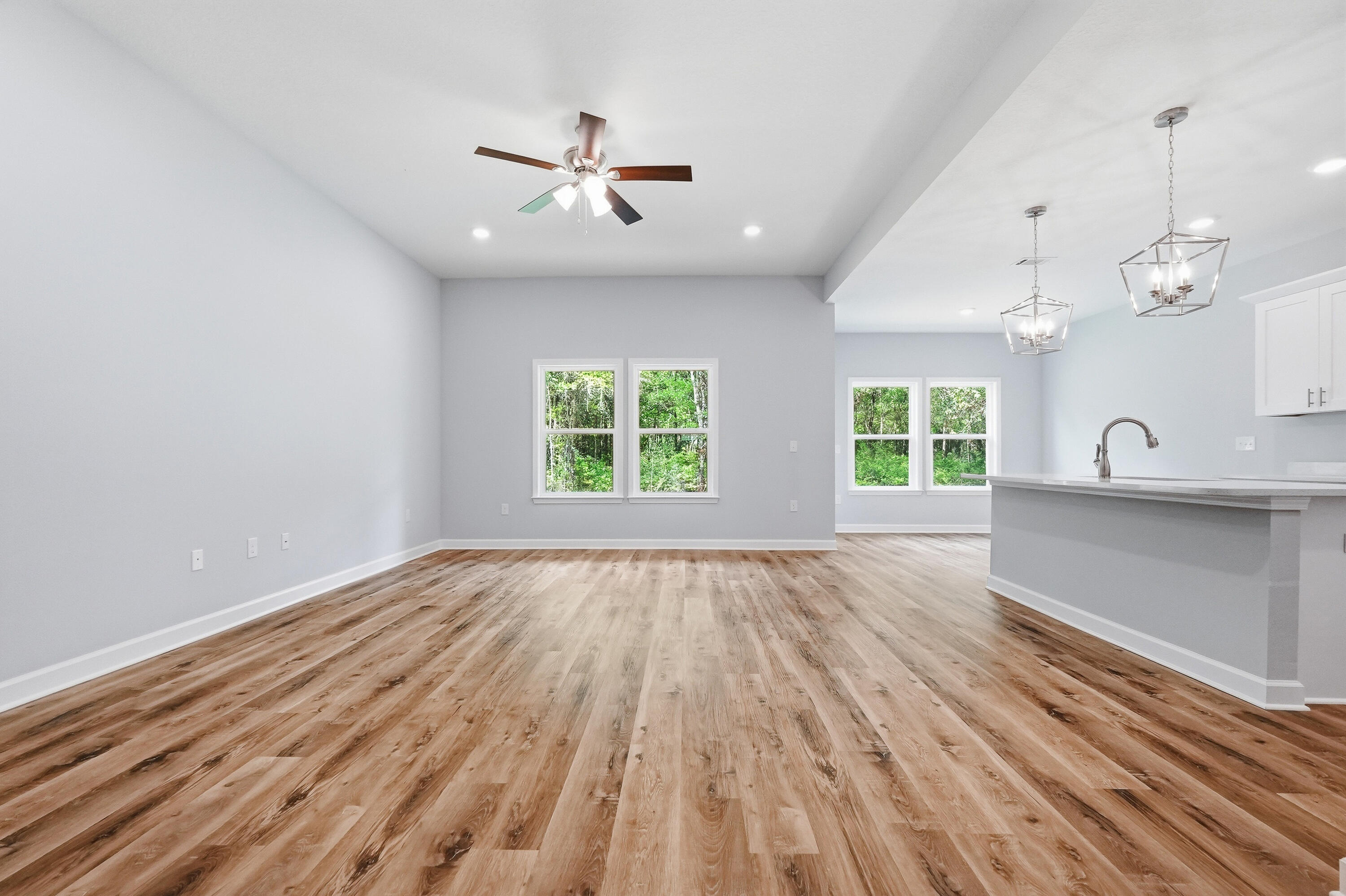 GARDEN CITY - Residential