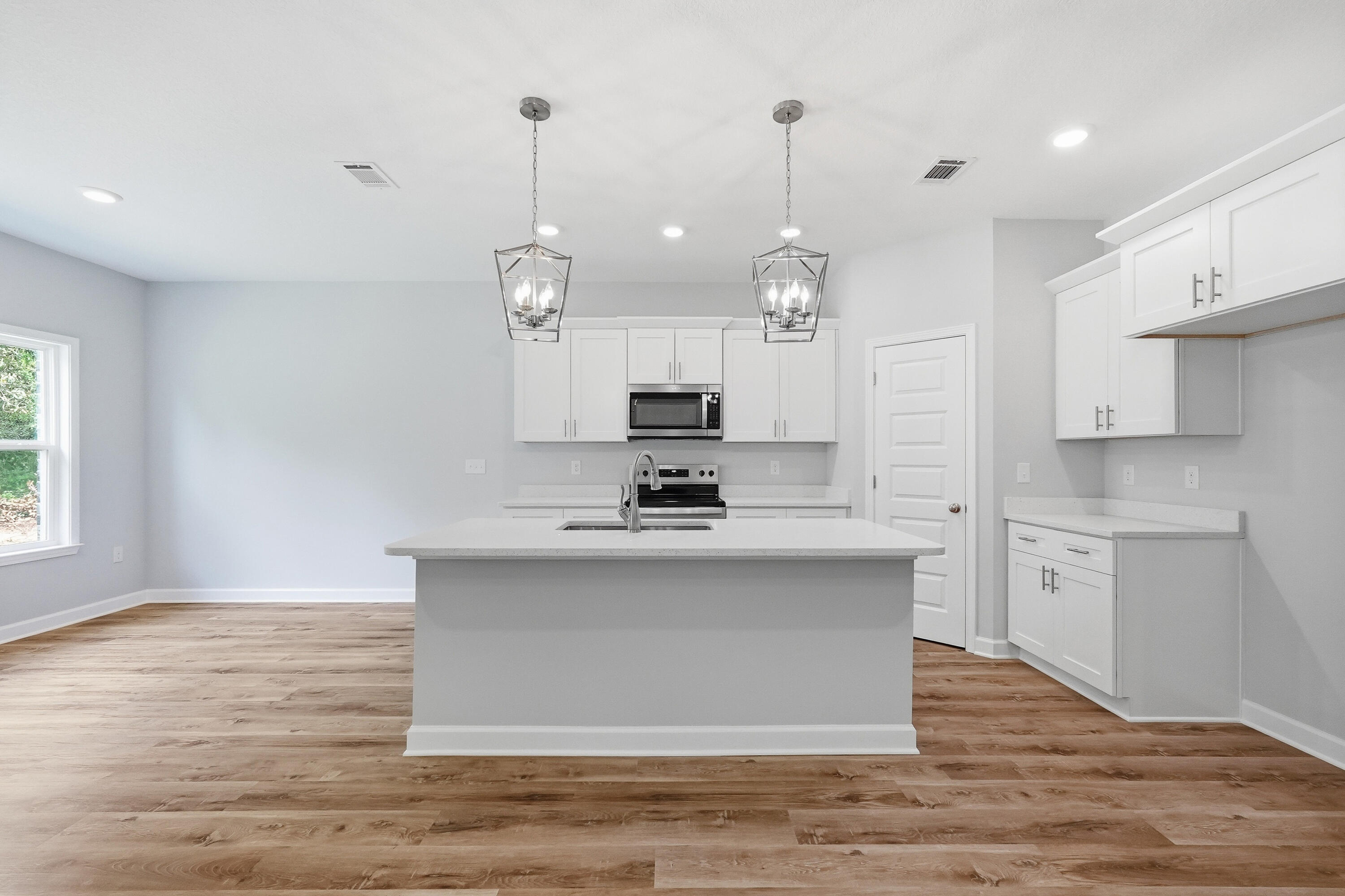 GARDEN CITY - Residential