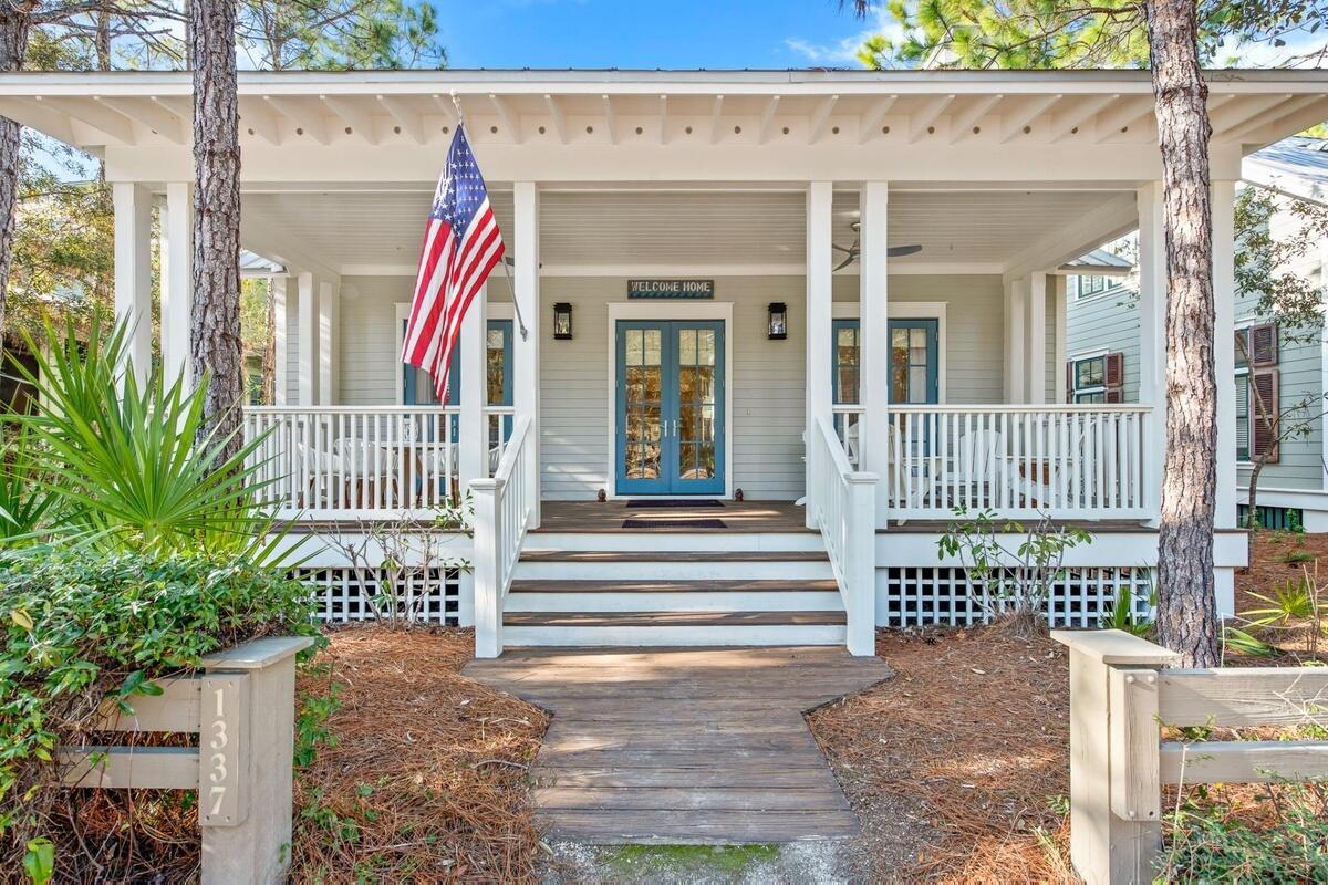1337 Western Lake Drive