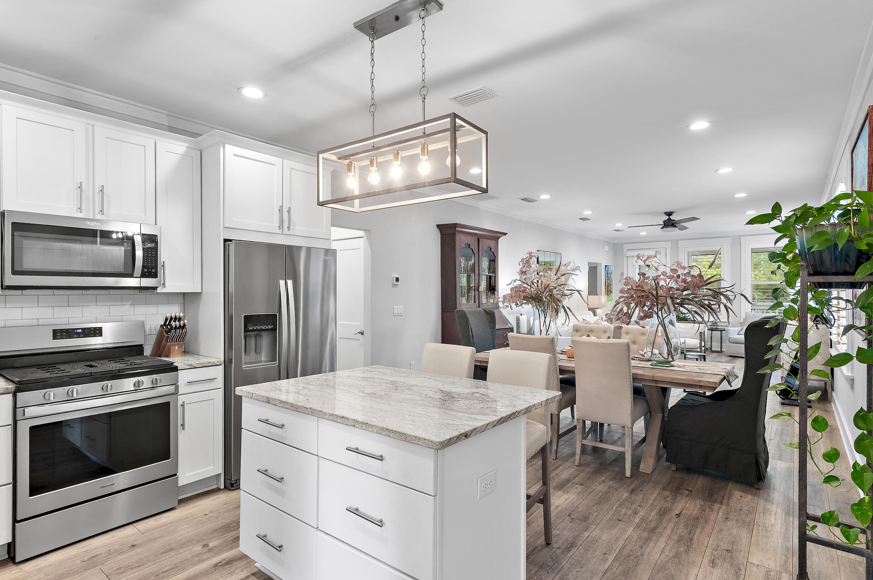 GRAYTON BAYOU - Residential