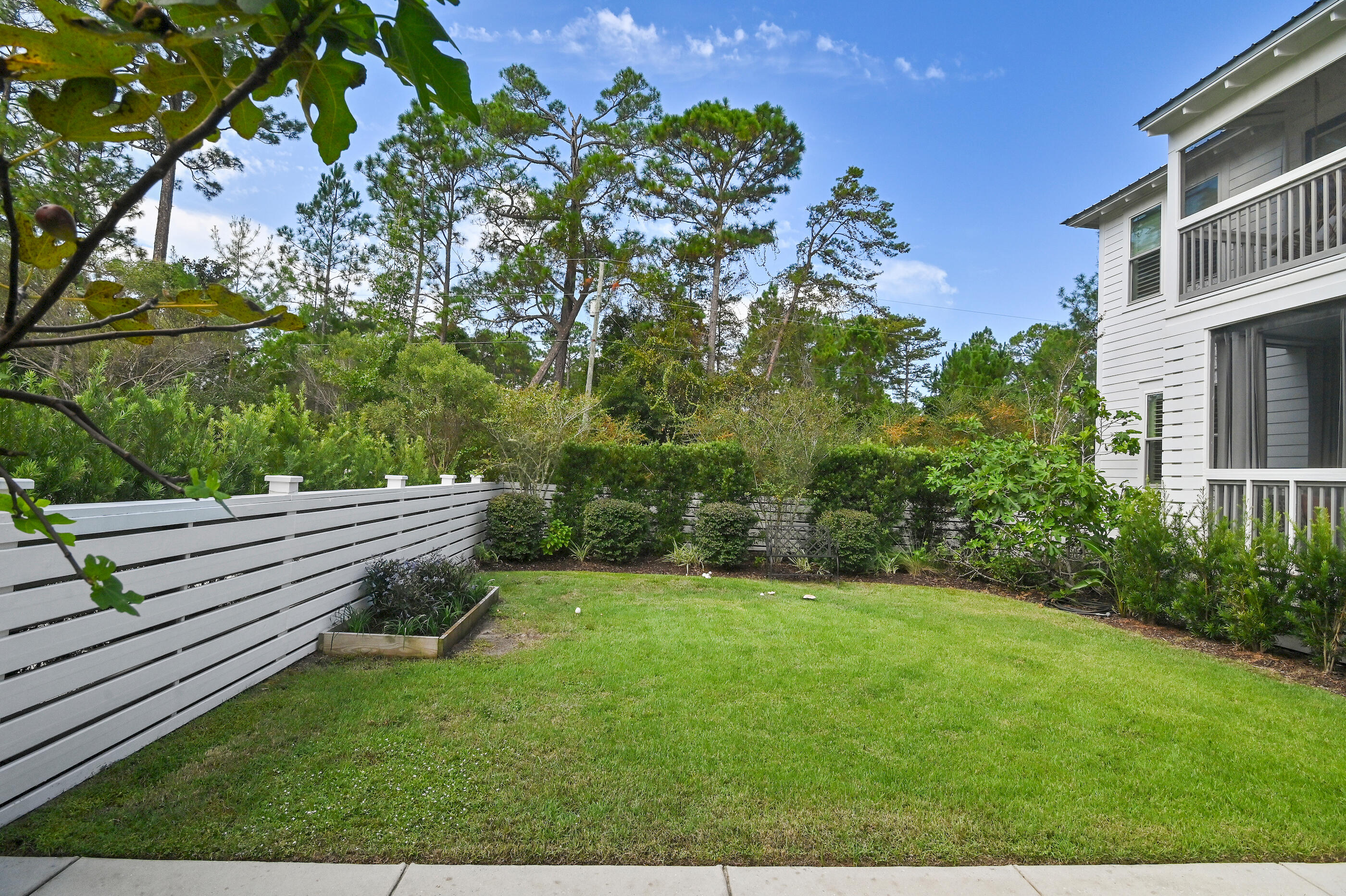 GRAYTON BAYOU - Residential