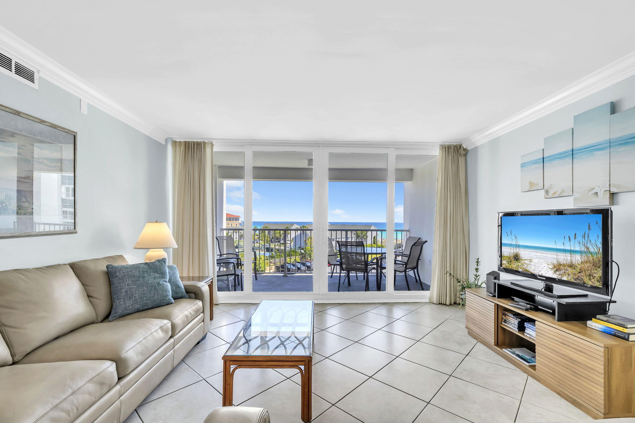 SHORELINE TOWERS 3 - Residential