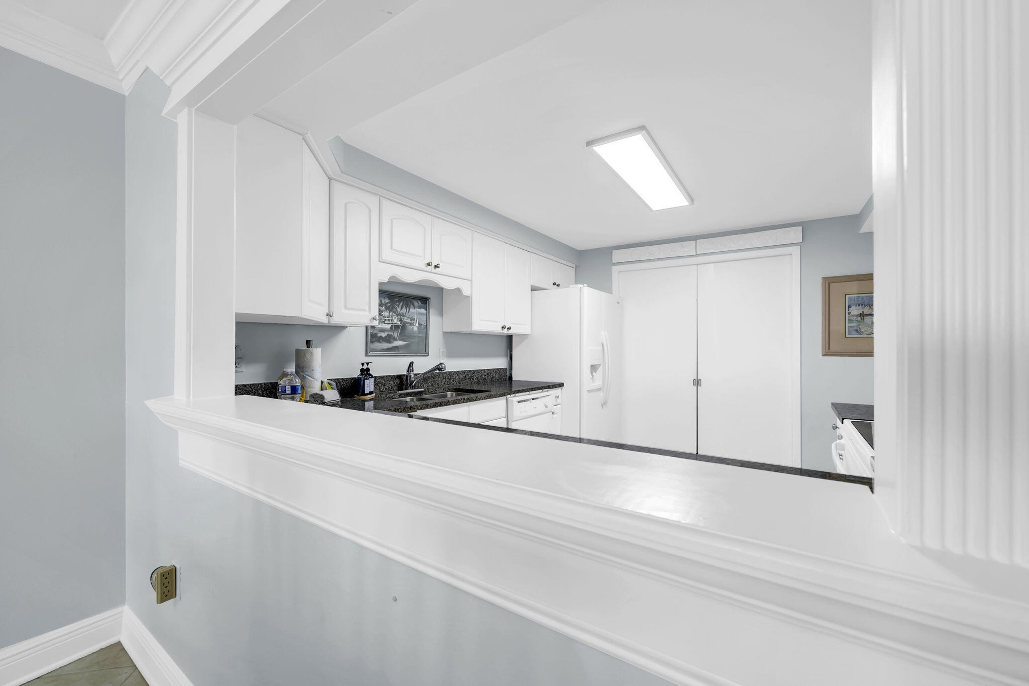 SHORELINE TOWERS 3 - Residential