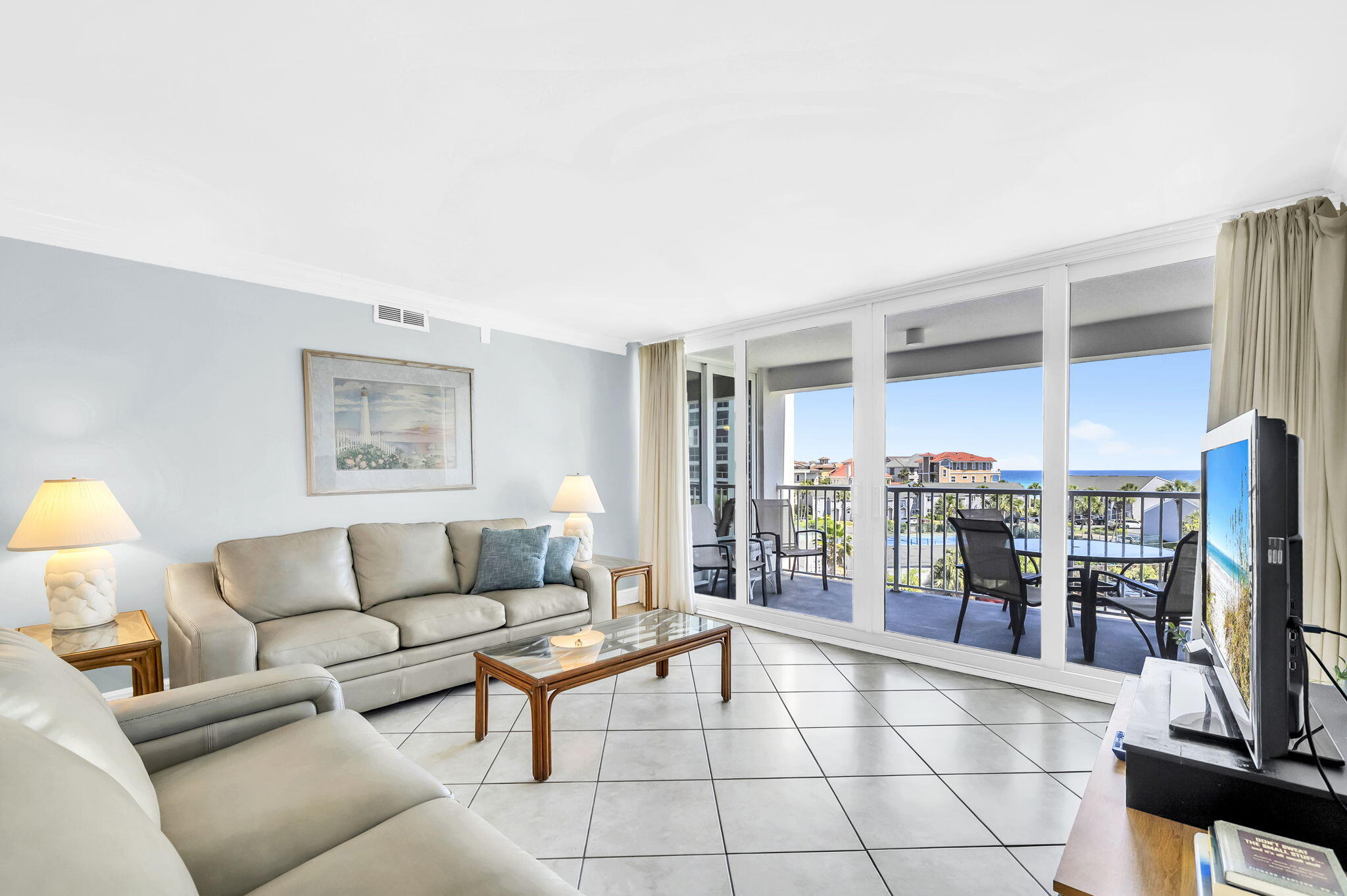 SHORELINE TOWERS 3 - Residential