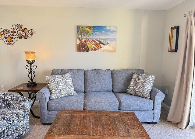PELICAN ISLE - Residential