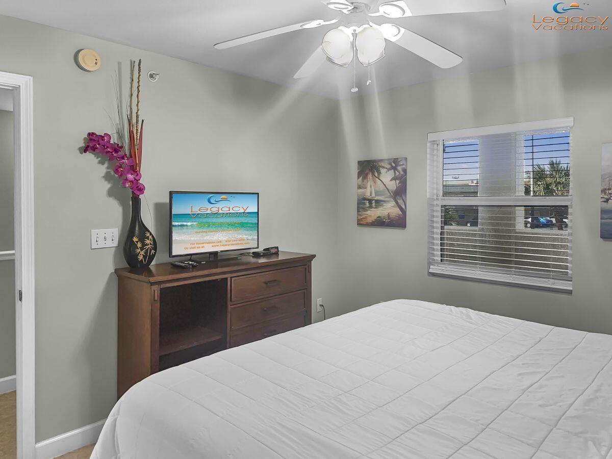 PELICAN ISLE - Residential