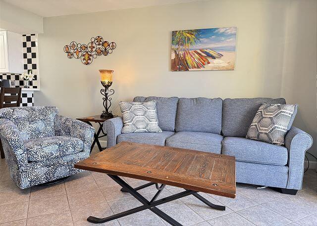 PELICAN ISLE - Residential