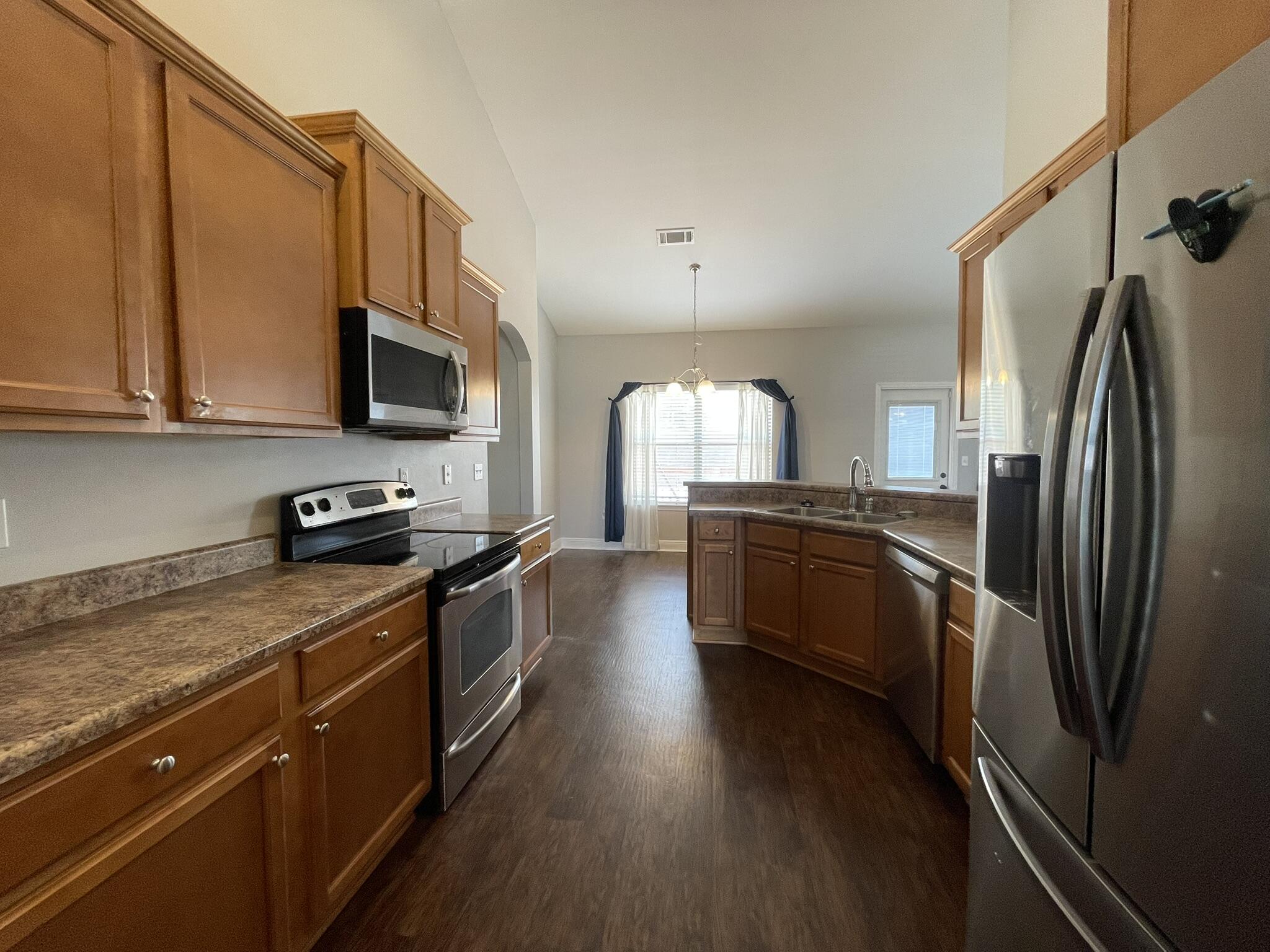 148 Crab Apple Avenue