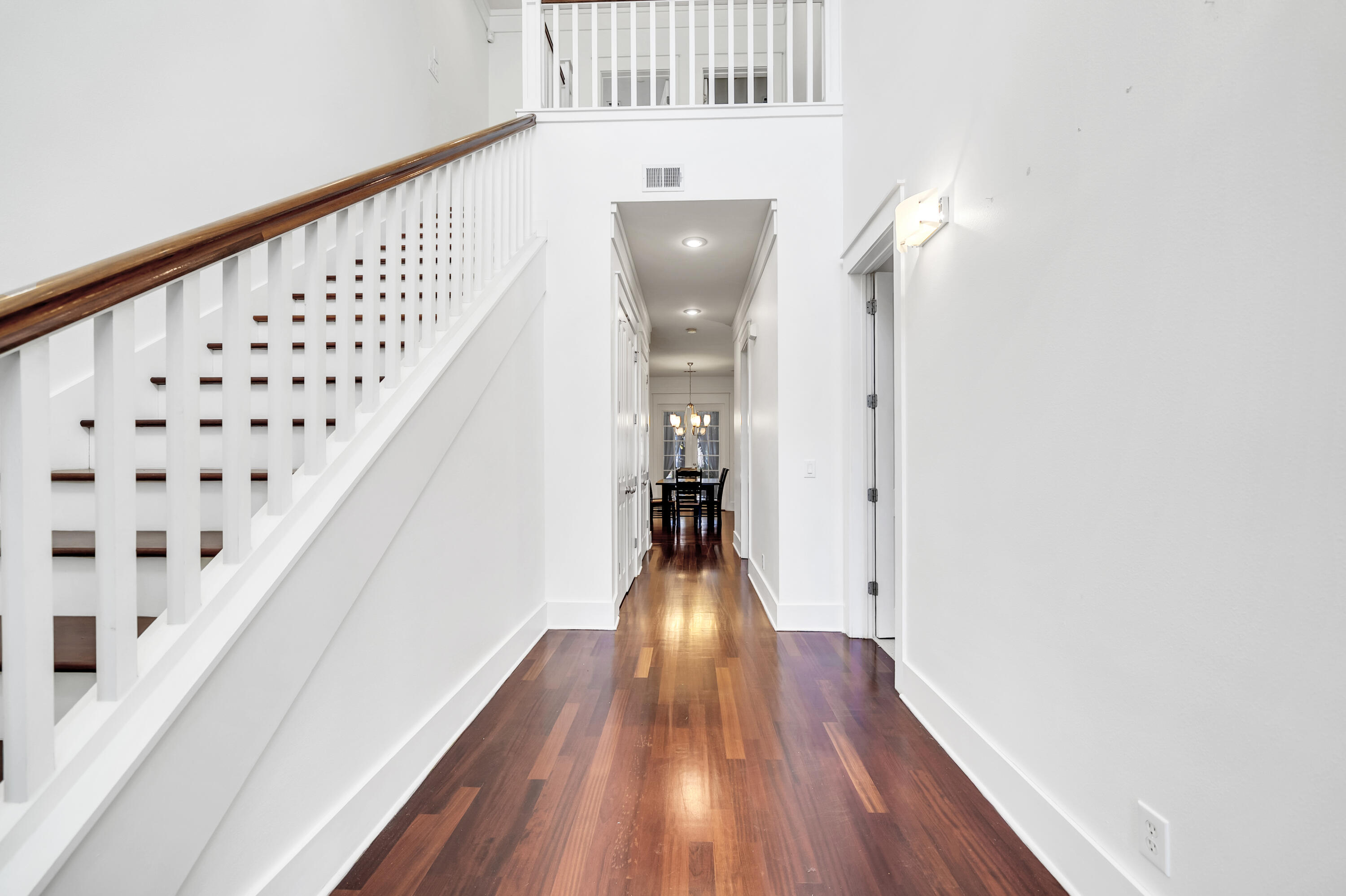 LAUREL GROVE - Residential