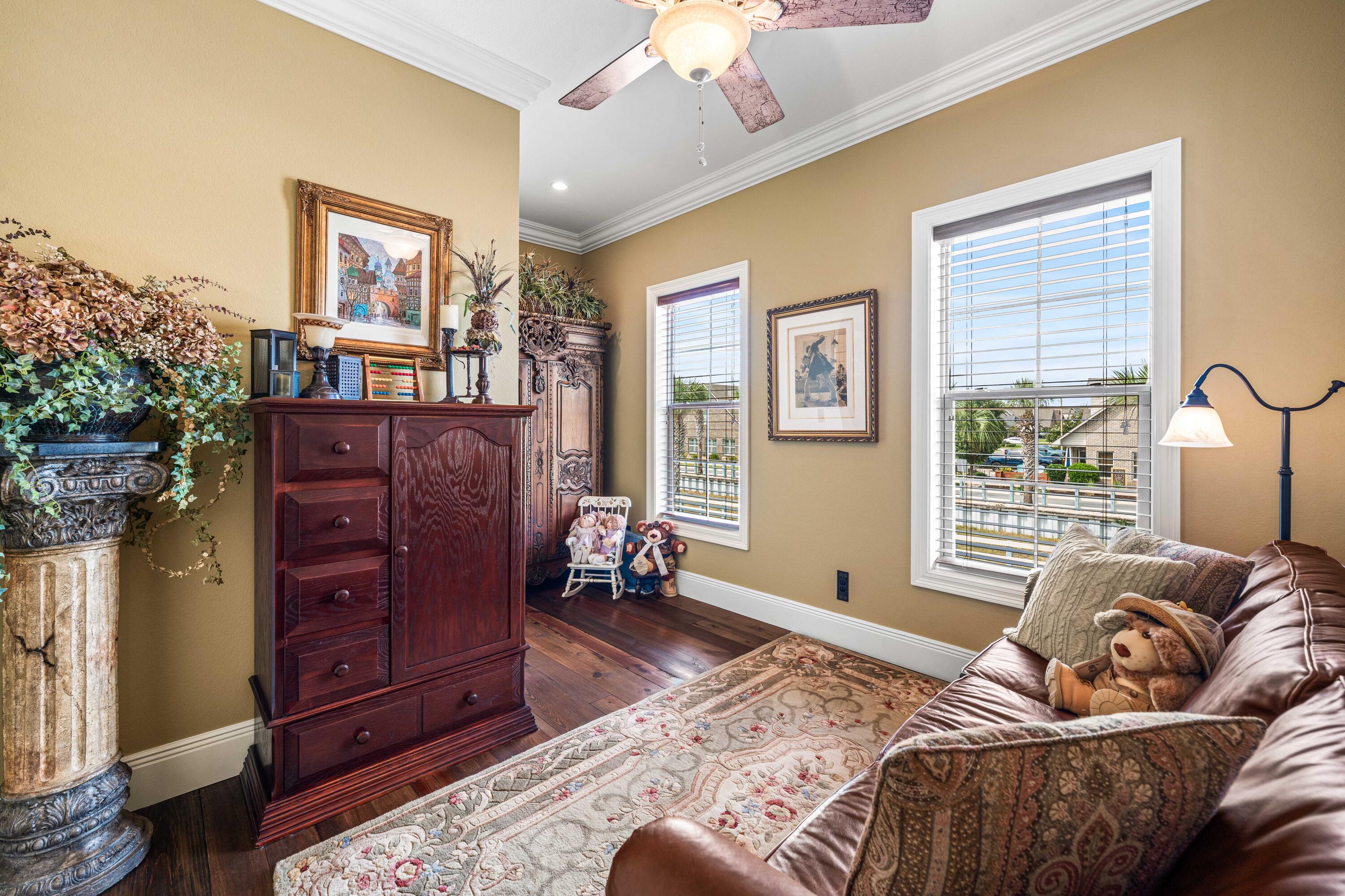 SOUNDSIDE MOORINGS - Residential