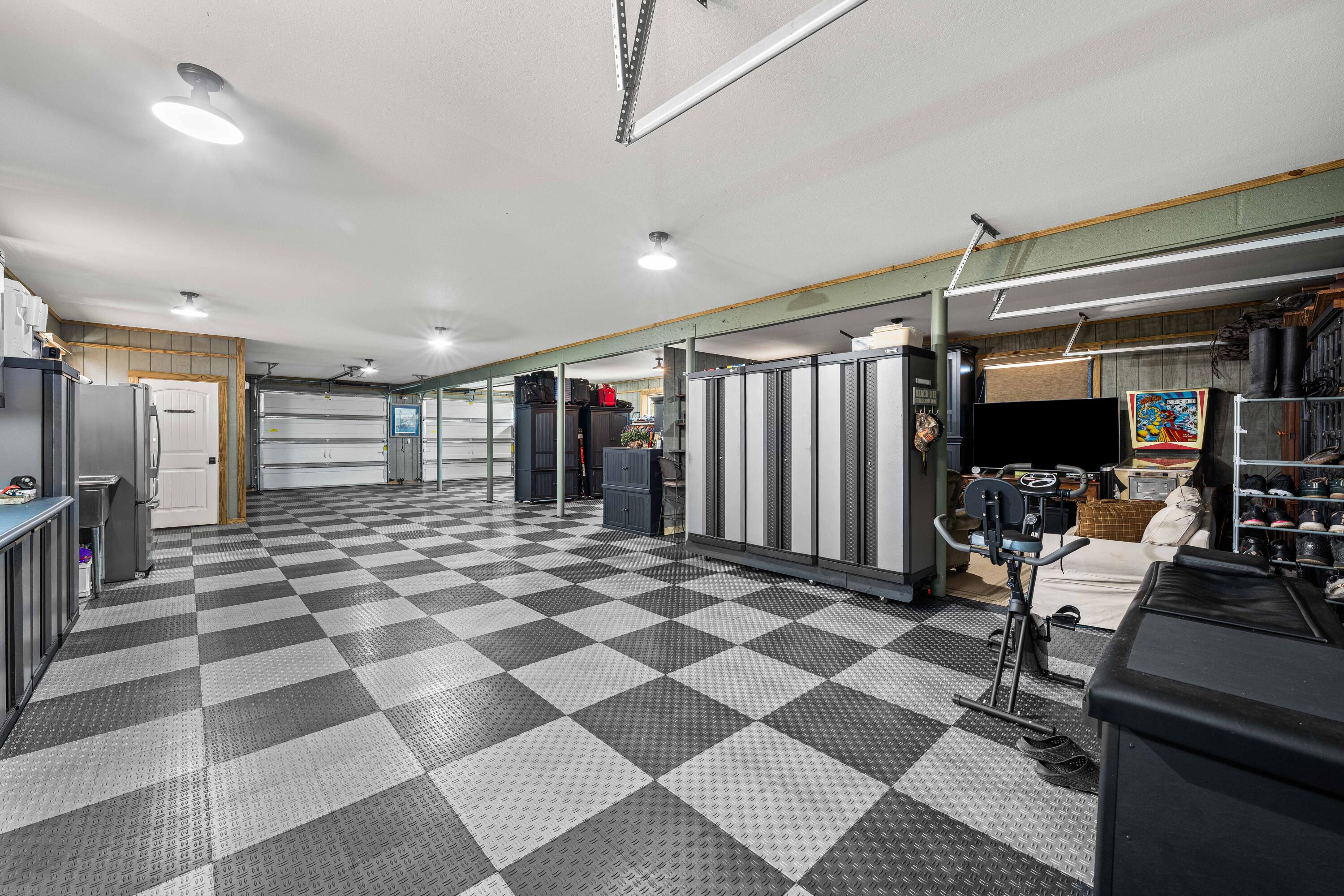 SOUNDSIDE MOORINGS - Residential