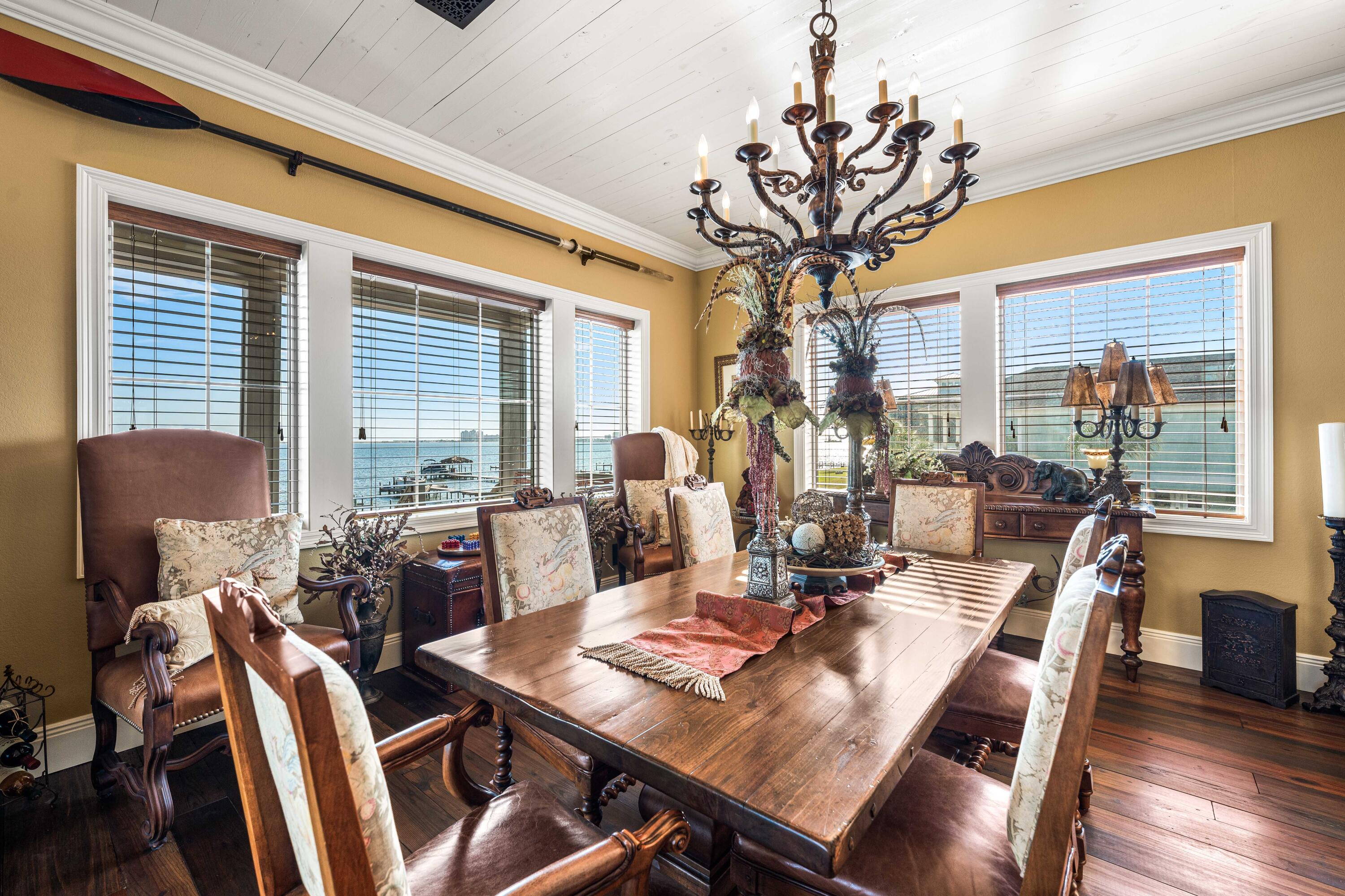 SOUNDSIDE MOORINGS - Residential