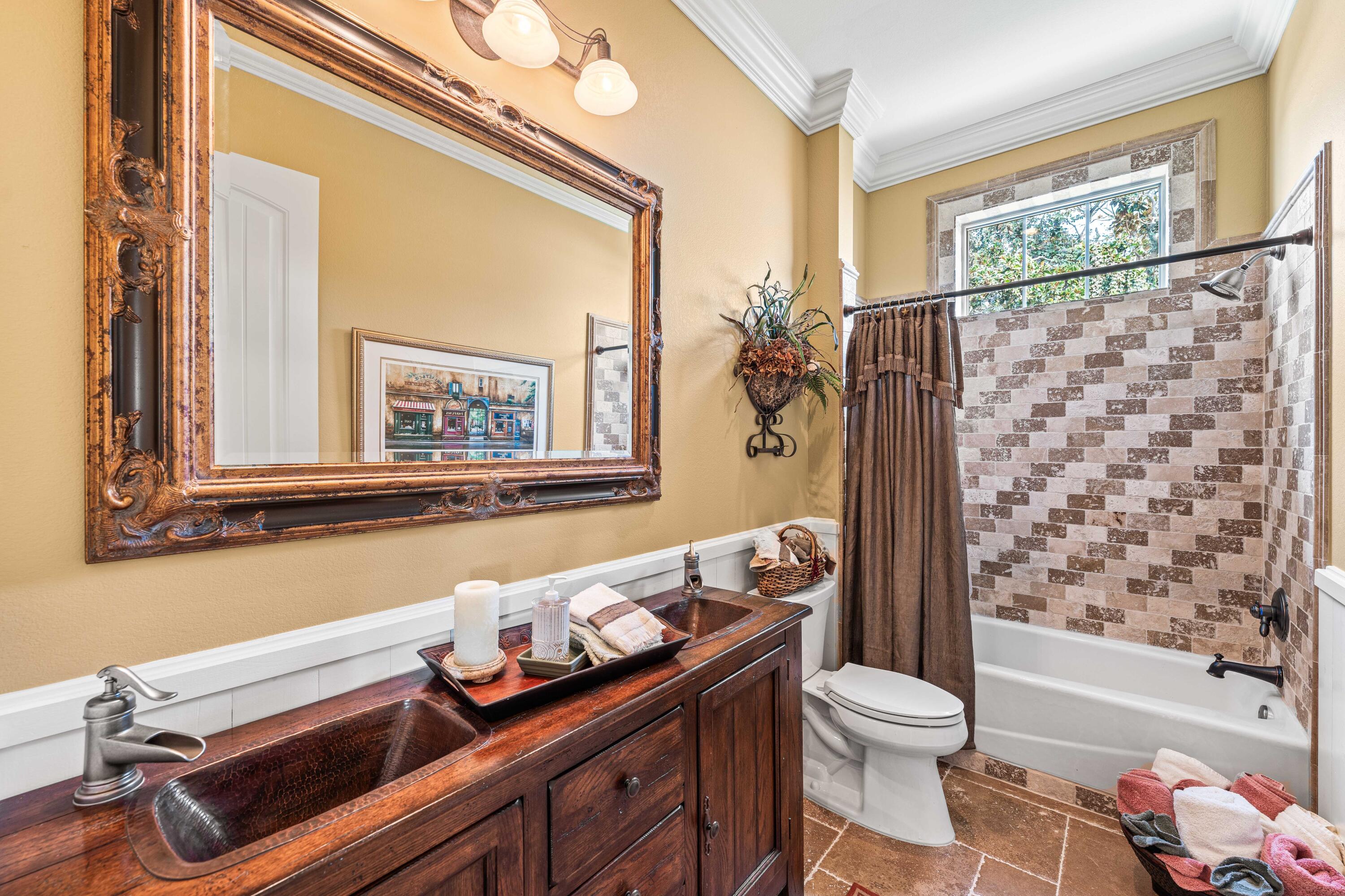 SOUNDSIDE MOORINGS - Residential