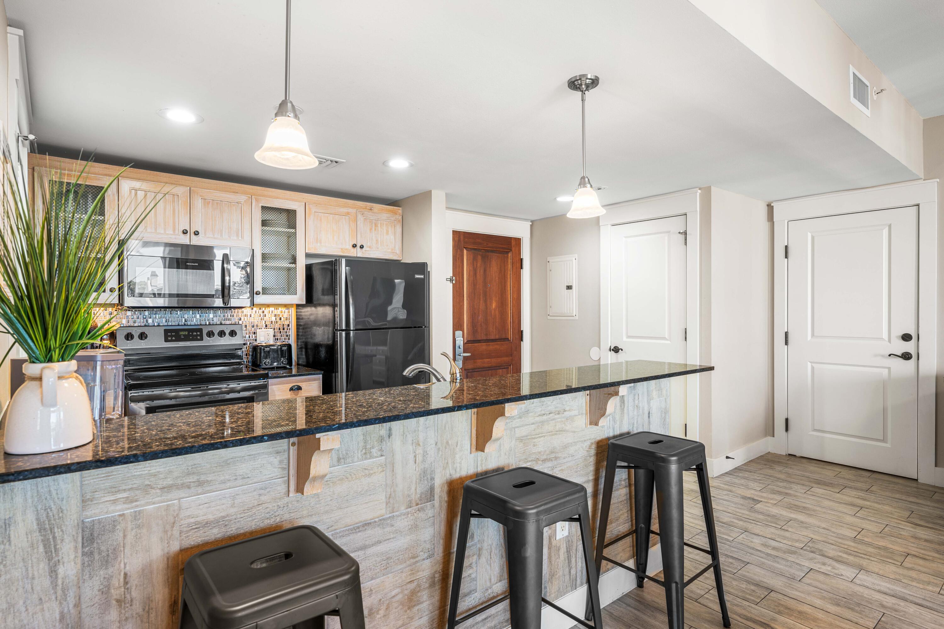 MARKET STREET INN - Residential